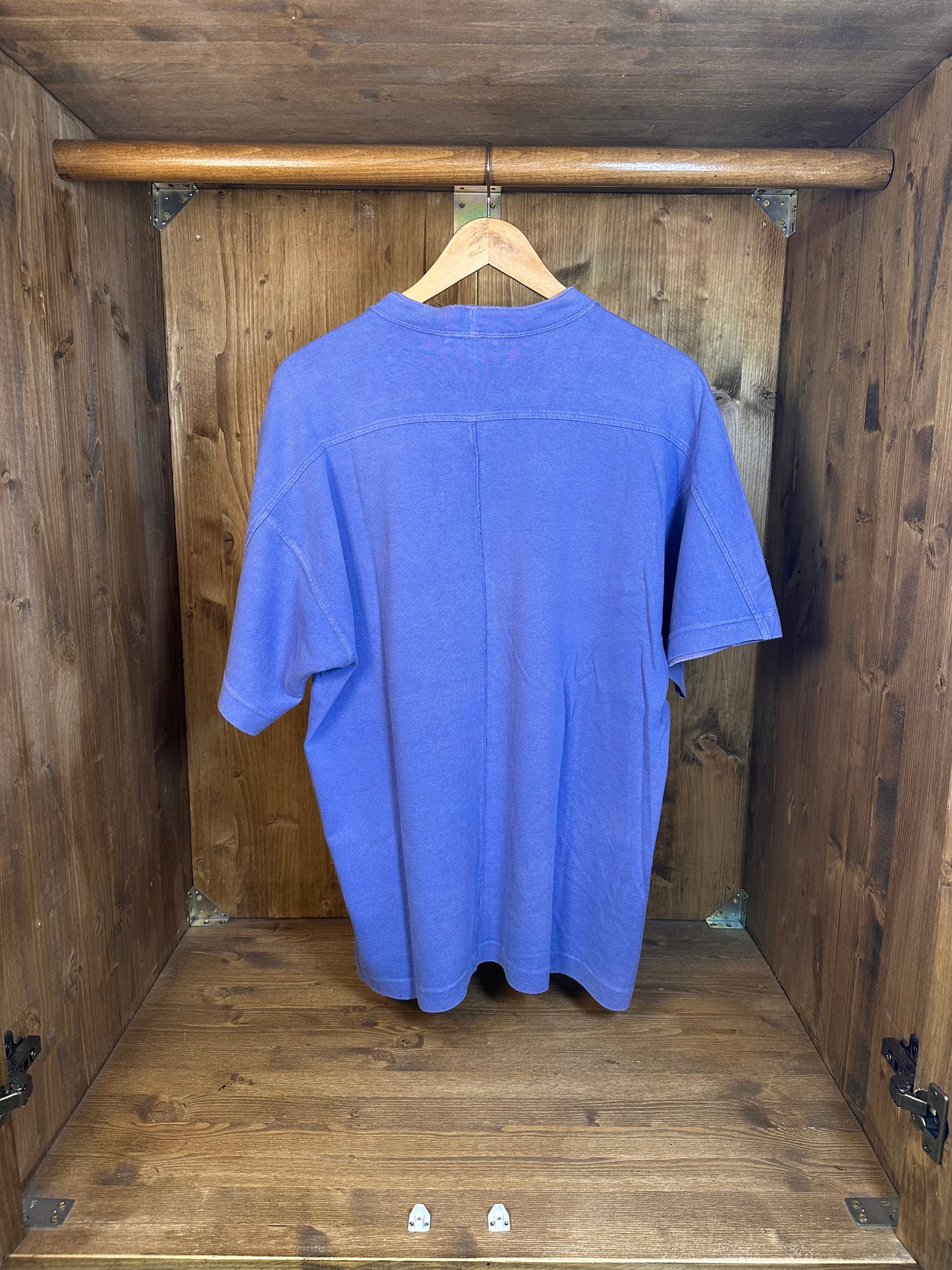 EMBROIDERED SPELL OUT PURPLE TEE