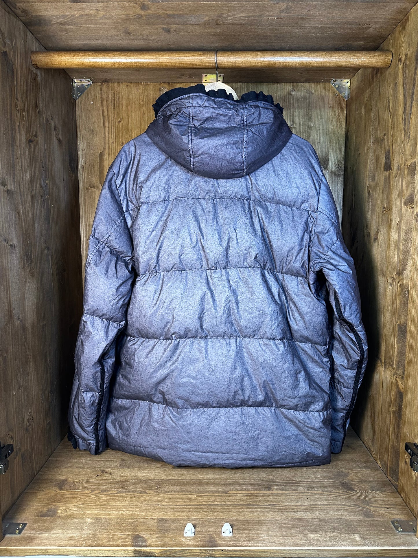 AW04 GREY METALLIC TEXTURE DOWN JACKET