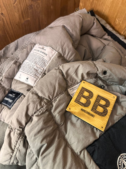 AW11 NYLON SHEEN BOMBER in Grey