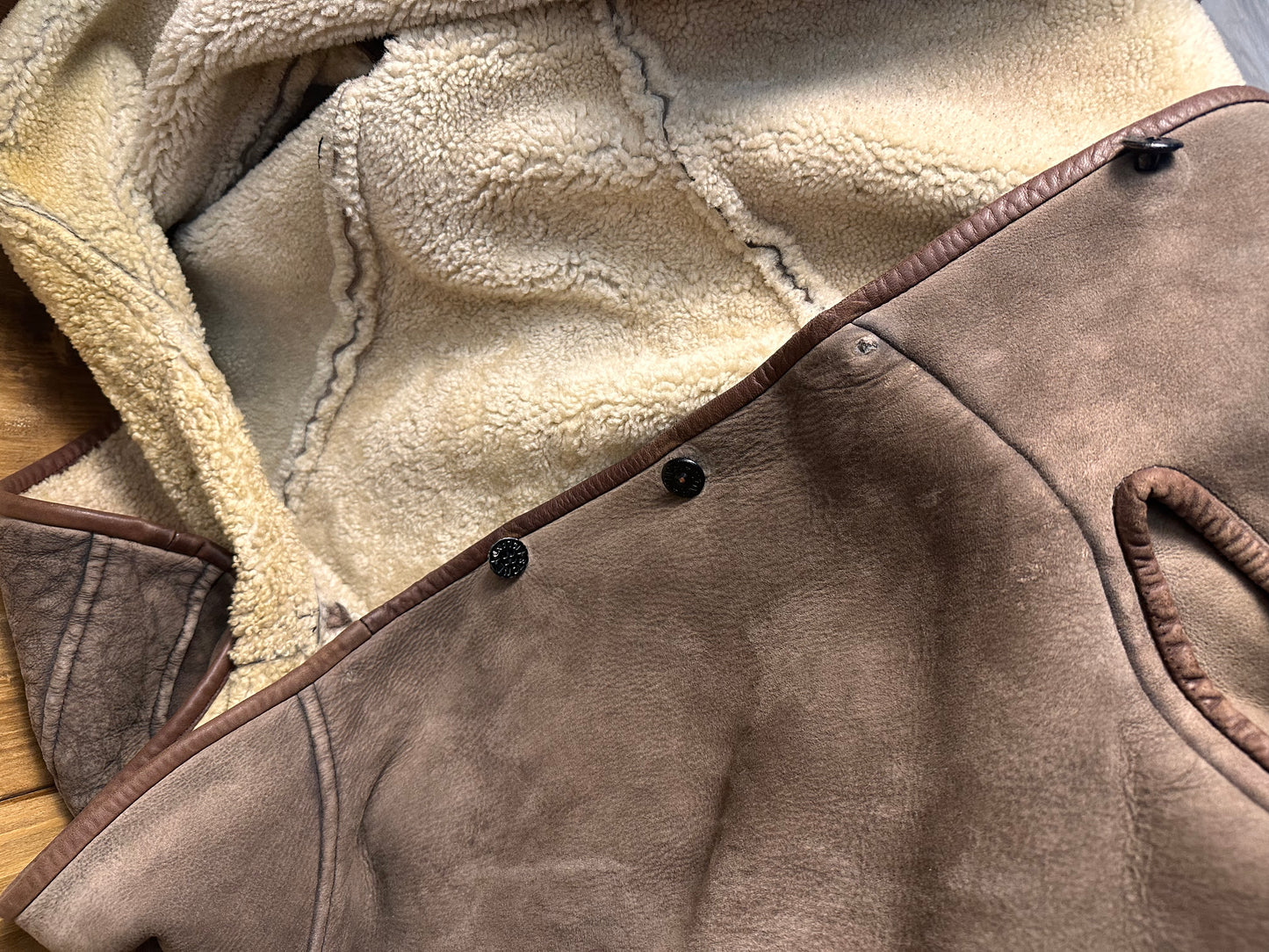 AW88 SHEEPSKIN PARKA in Brown