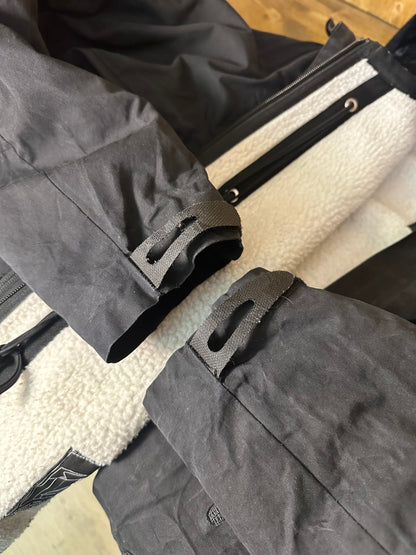 AW09 SHADOW PROJECT VENTILE STEALTH JACKET with detachable fleece white inner