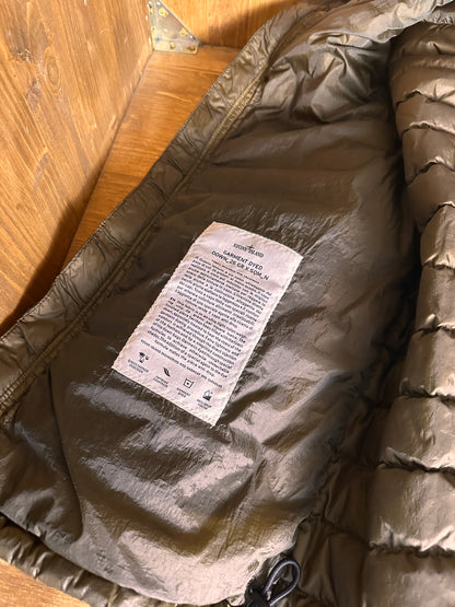 AW15 GARMENT DYED DOWN_26 GR X SQM_N in Green Emerald