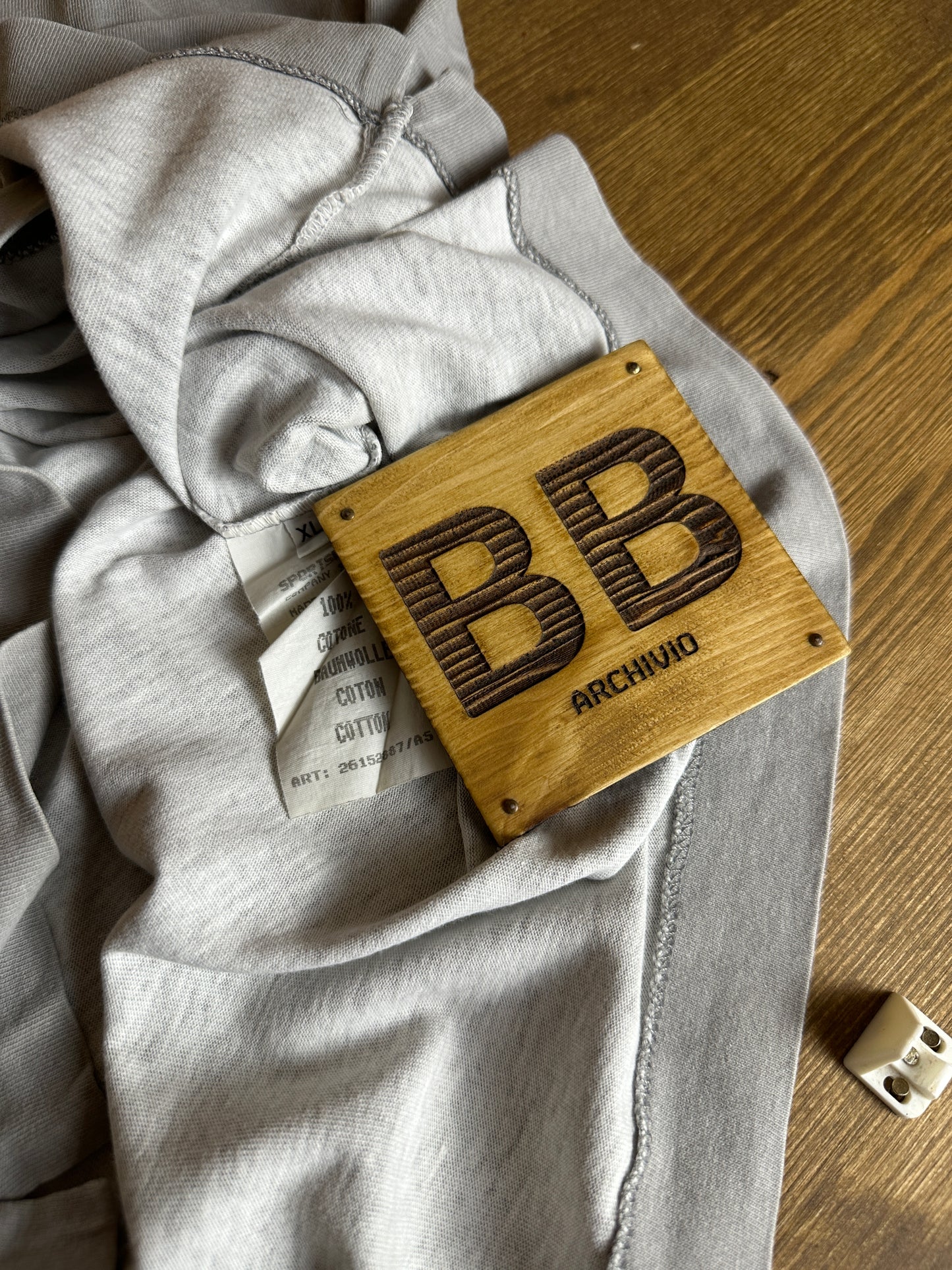 SS97 MINI COMPASS TEE in Ligth Grey