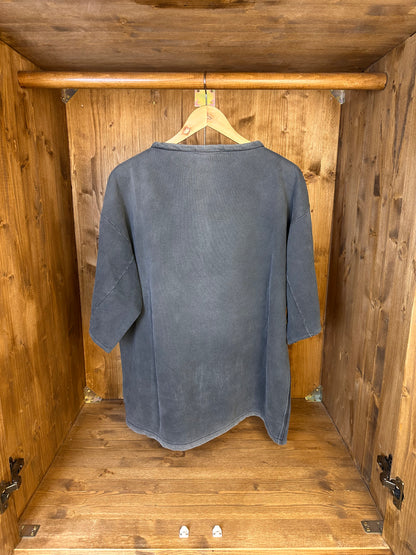 SS80s MARINA SPELLOUT JUMPER in Faded Dark Grey