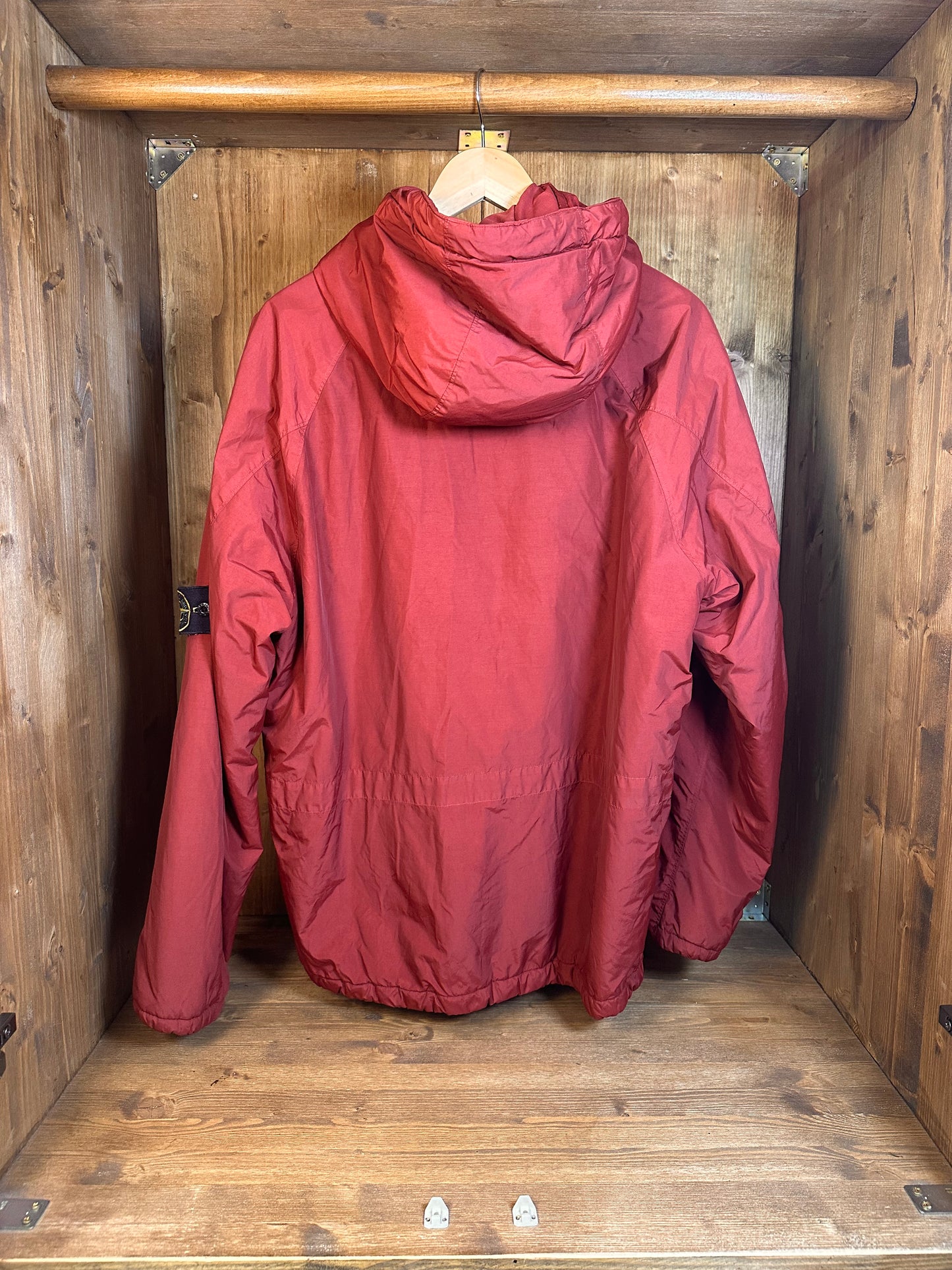 AW03 RED NYLON JACKET with quilted inner