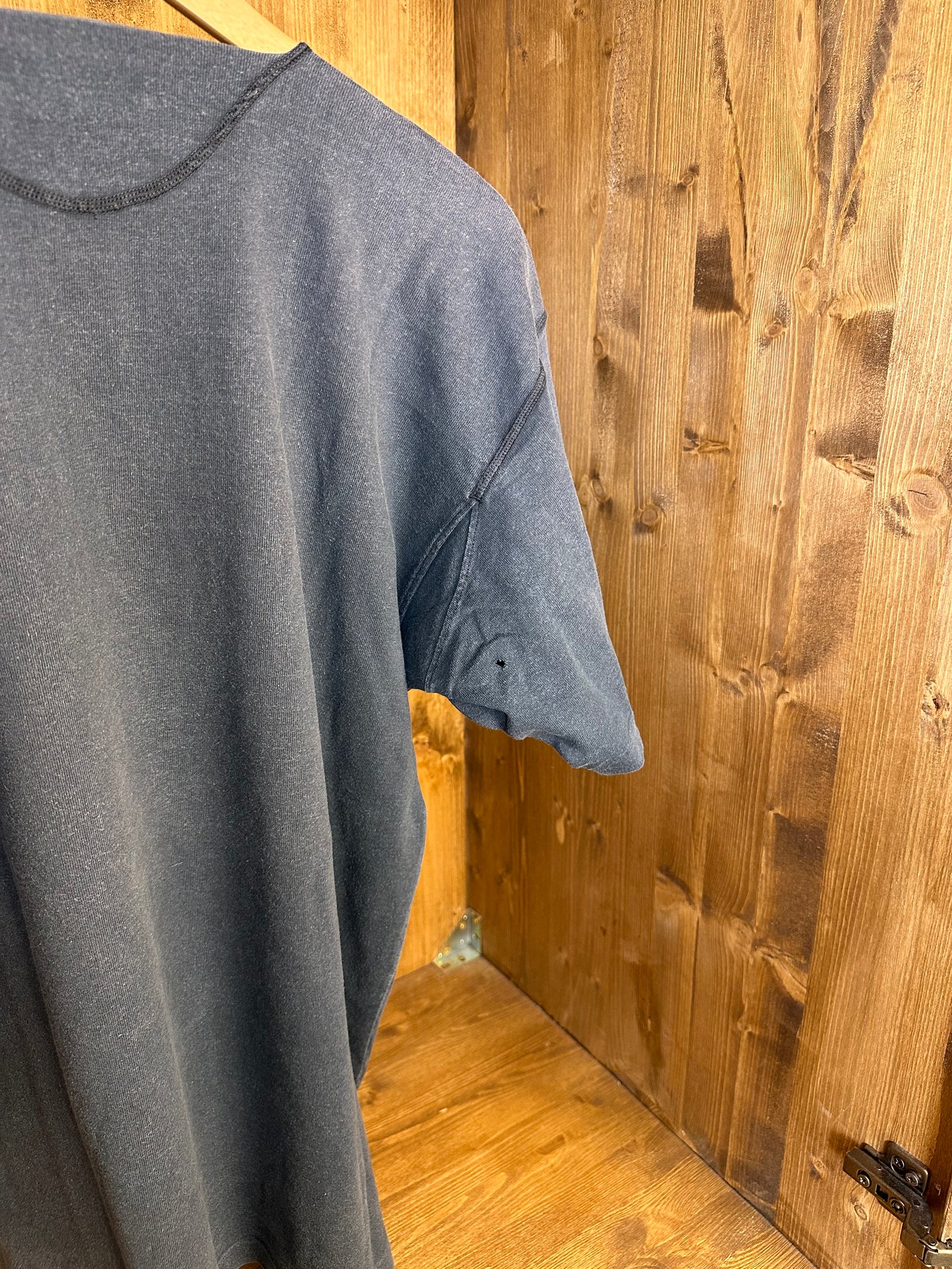 SS80s METAL BUTTONS + FRONT SPELLOUT in Faded Blu Night