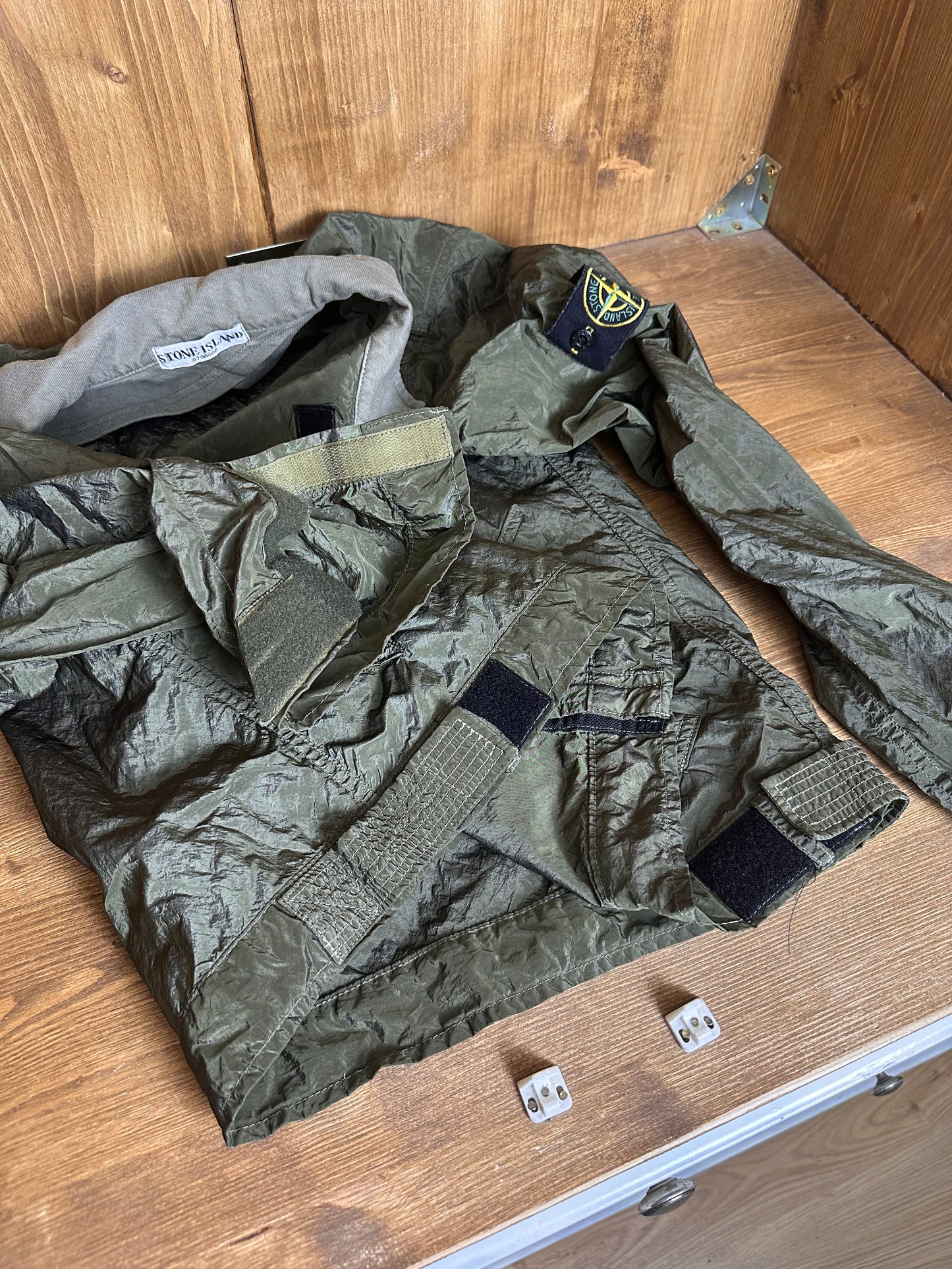 SS08 NYLON METAL JACKET in Light Green