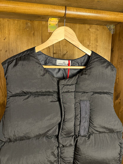 AW22 NYLON METAL IN ECONYL REGENERATED NYLON WITH DOWN-TC in Deep Black