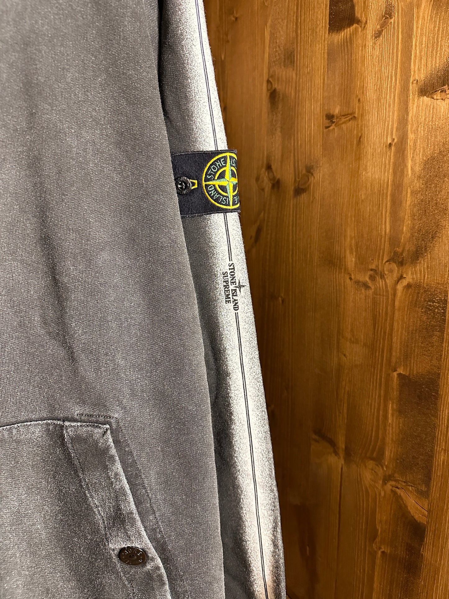 SS20 STONE WASH HOODIE  Supreme X Stone Island in Granite Grey