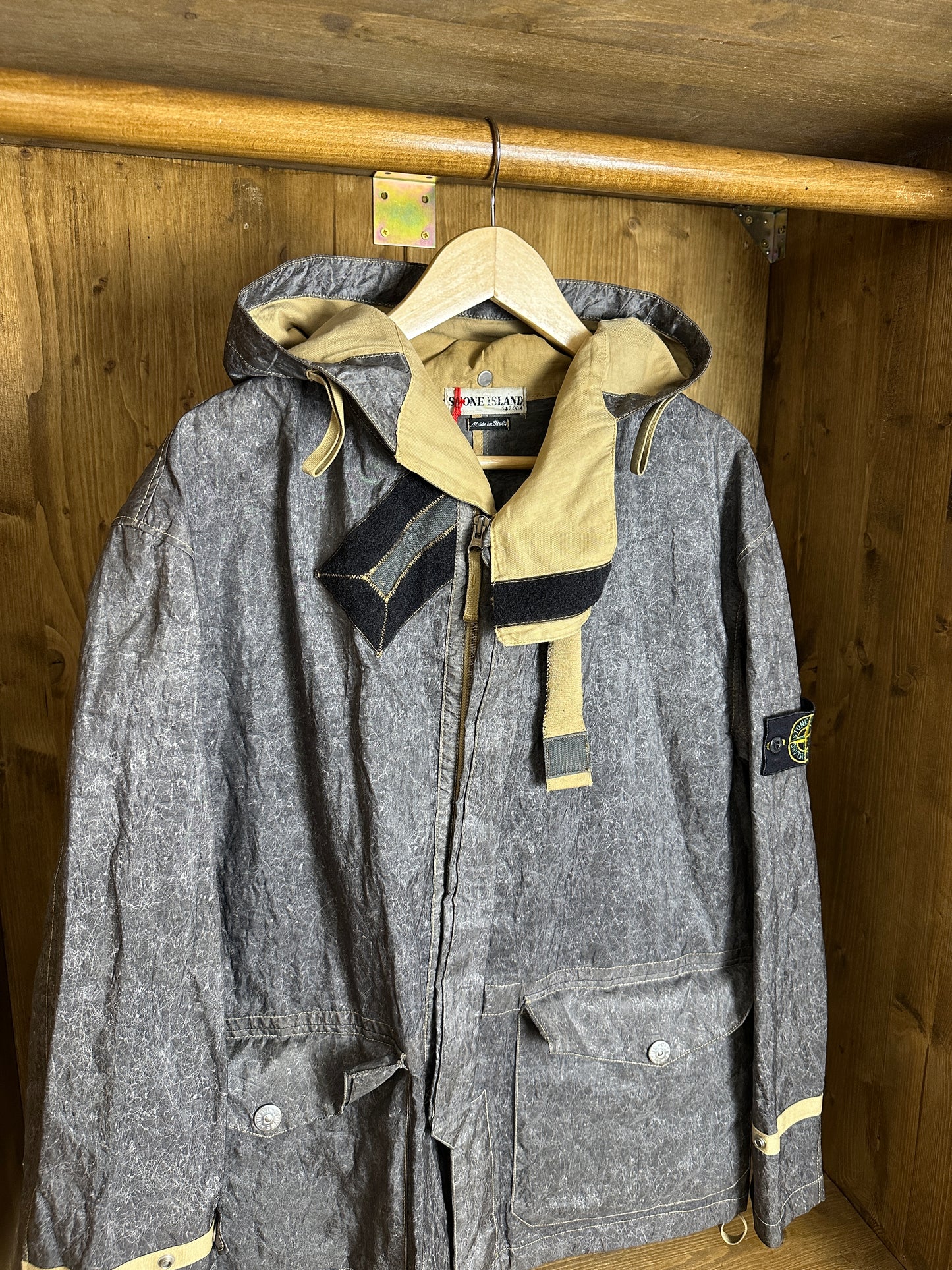 SS02 LAMINATED WEBBING in Traffic Grey B