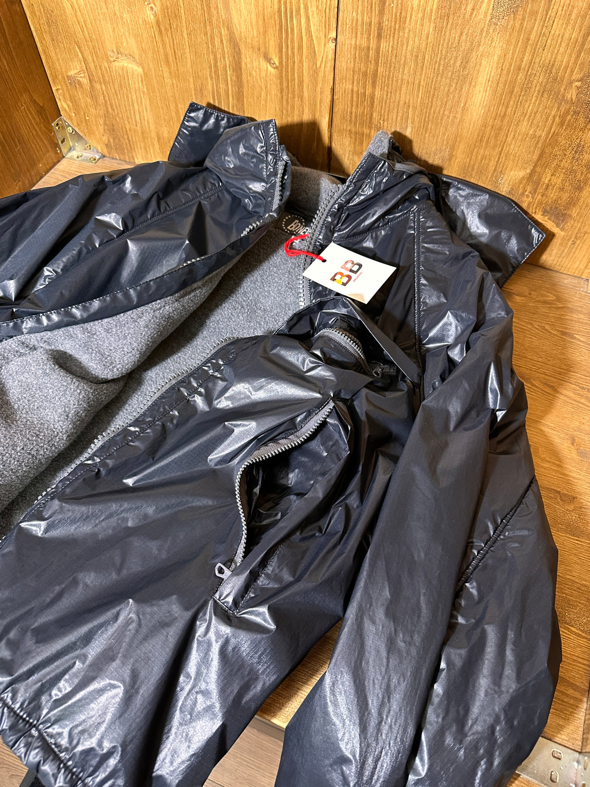 AW90 RIPSTOP PAPER BONEVILLE JACKET in Graphite Black