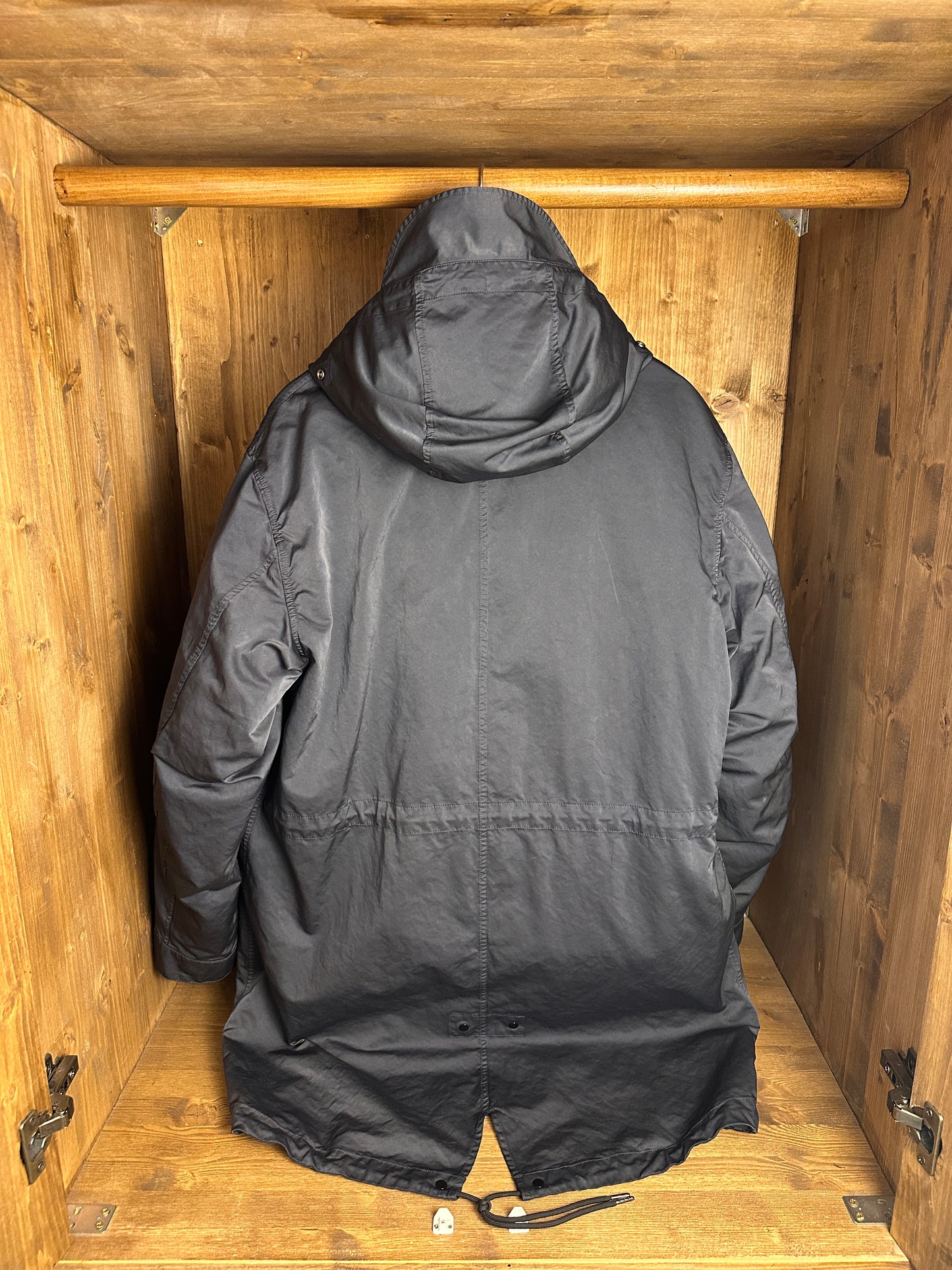 AW20s C.P. COMPANY MICRO KEI EXPLORER JACKET in Blue Green