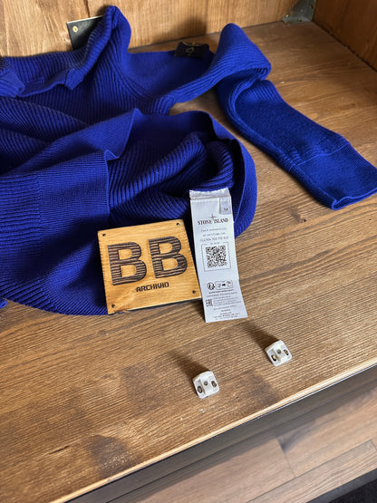 AW23 Wollpullover in Ultramarinblau