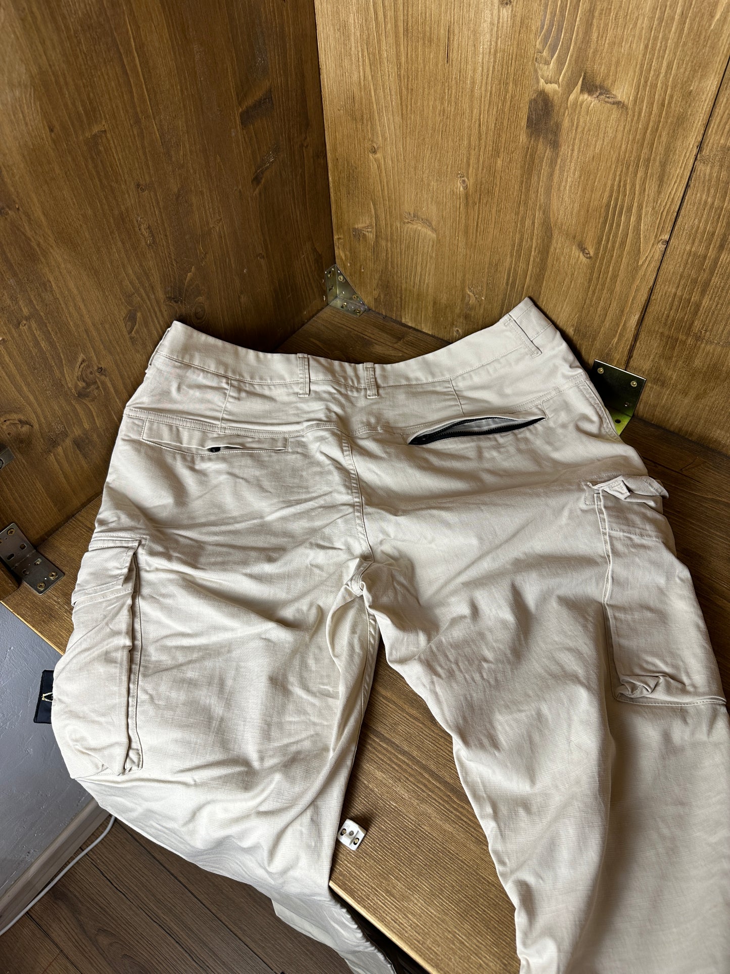 SS20 RIPSTOP CARGO in Beige