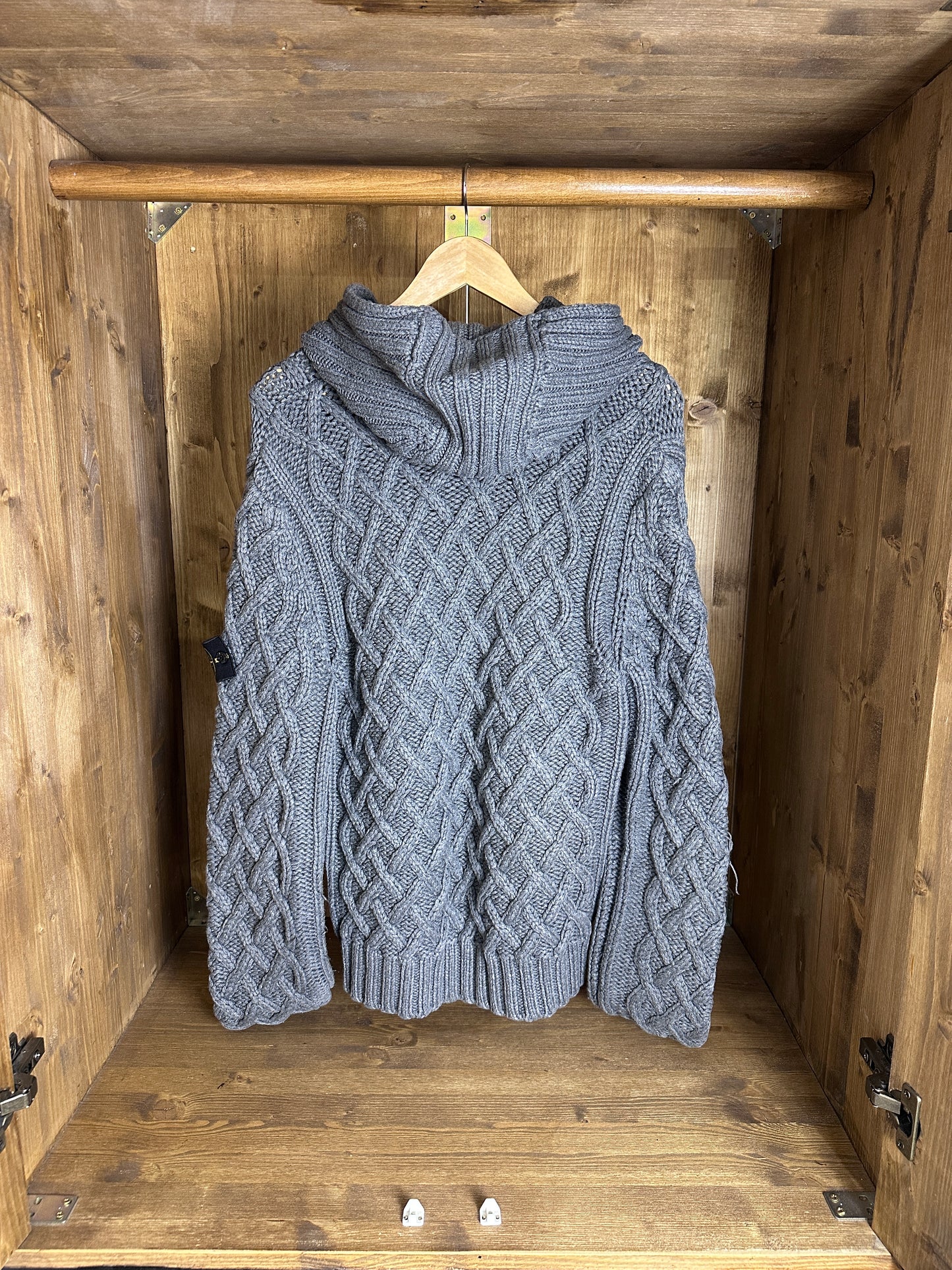 AW10 WINTER BAUMWOLL-KAPUZENJACKE in Basaltgrau von Archivio