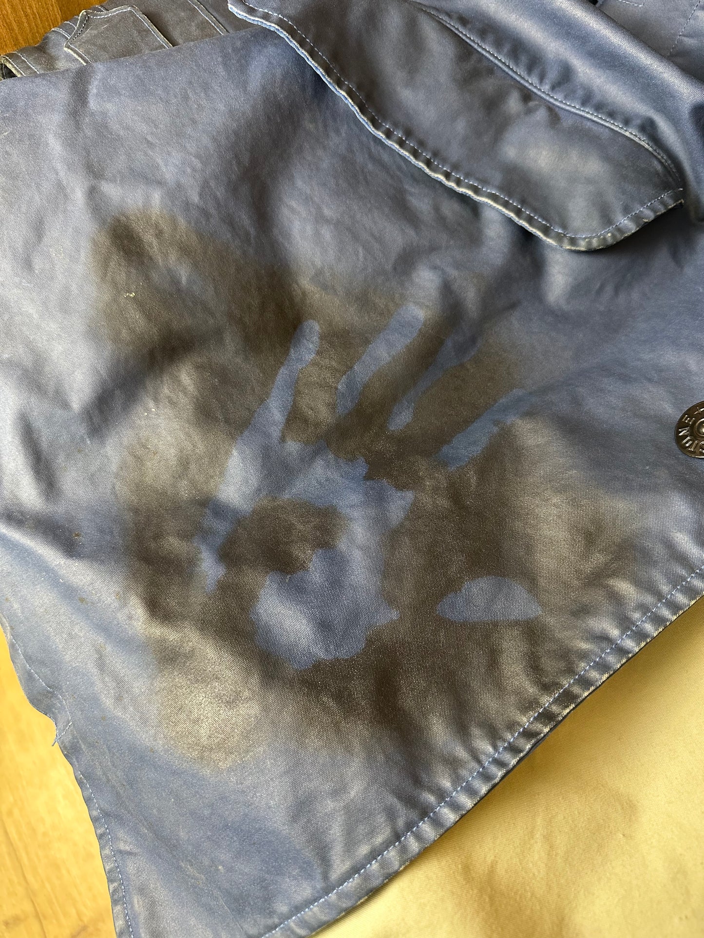 AW09 WAXED ICE TRENCH in Blu to Black