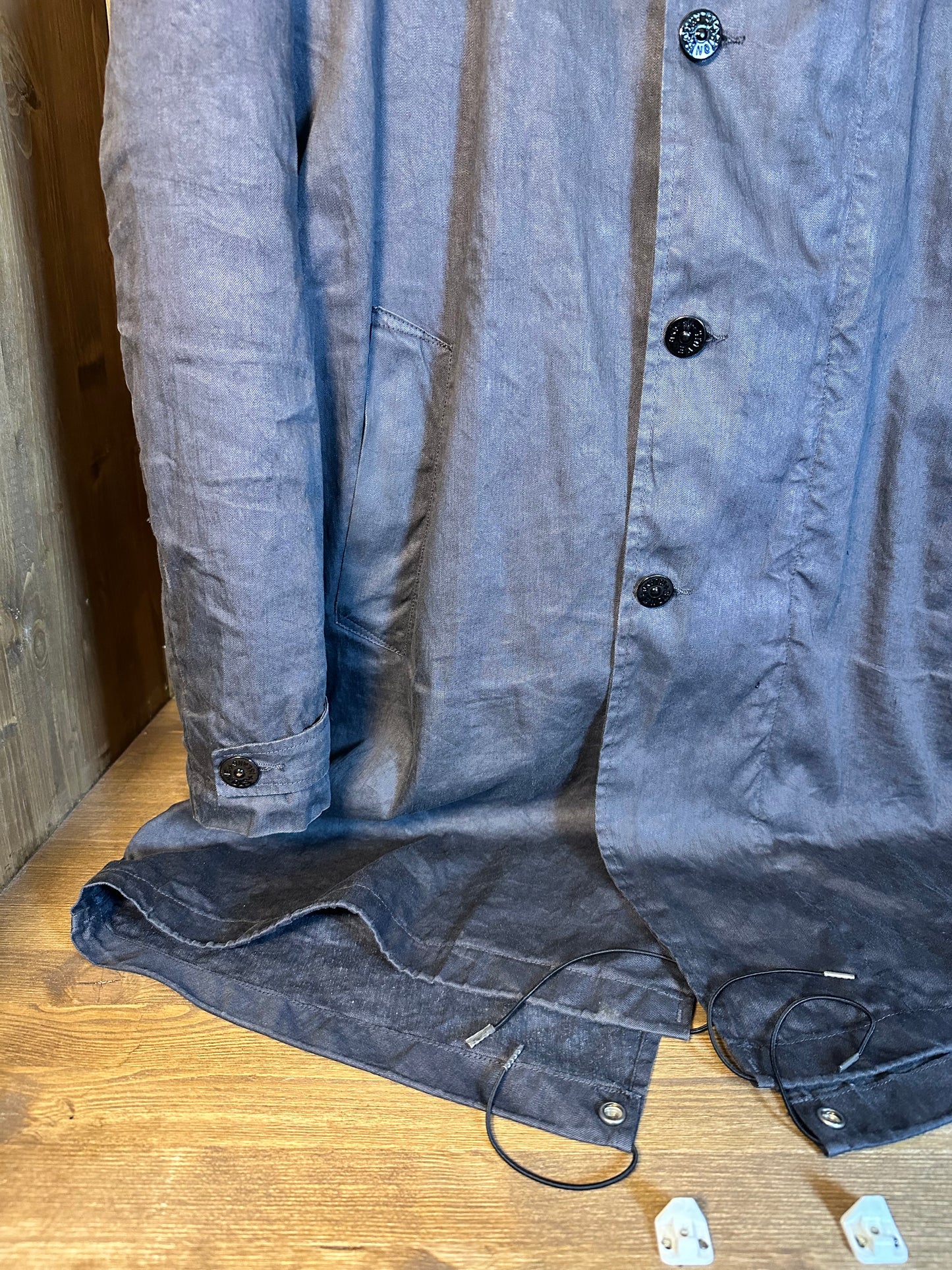 AW04 LINO RESINATO FISHTAIL GREY PARKA