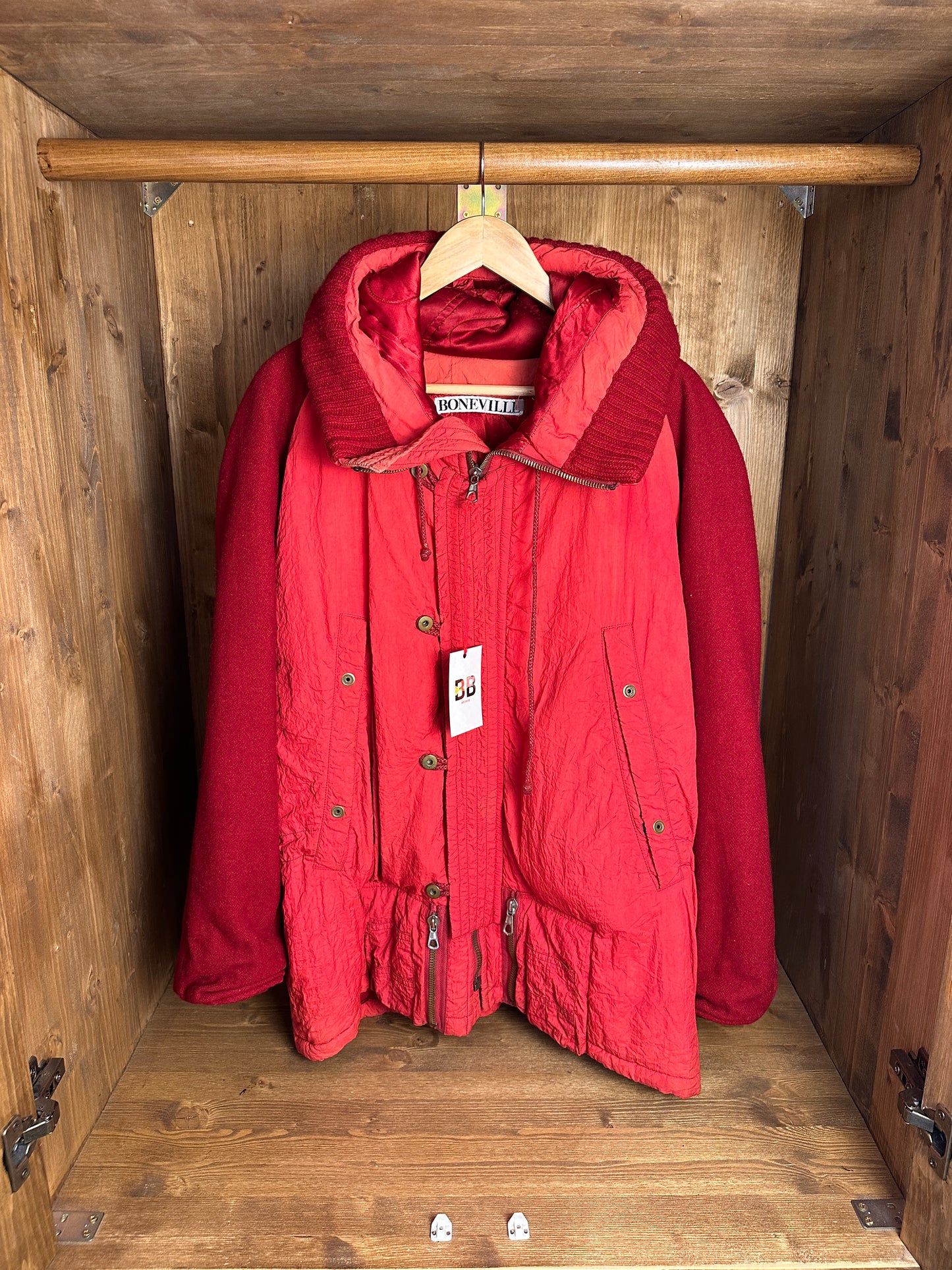 AW85 BONEVILLE PARKA in Flame Red