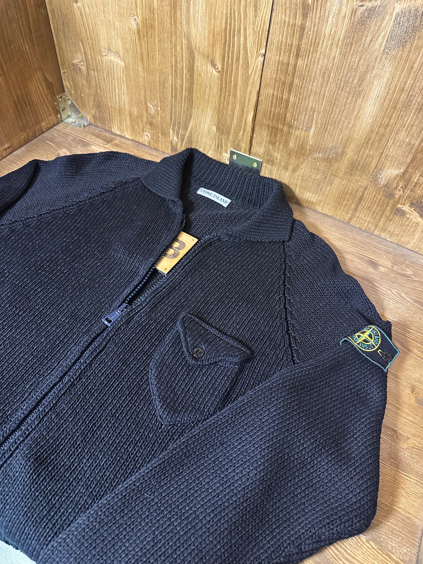 90s BLACK CROCHET ZIPPED SWEATER