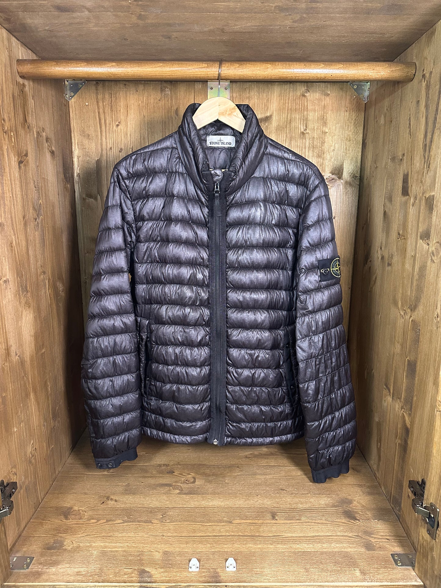 GARMENT DYED DOWN_26 GR X SQM_N in black