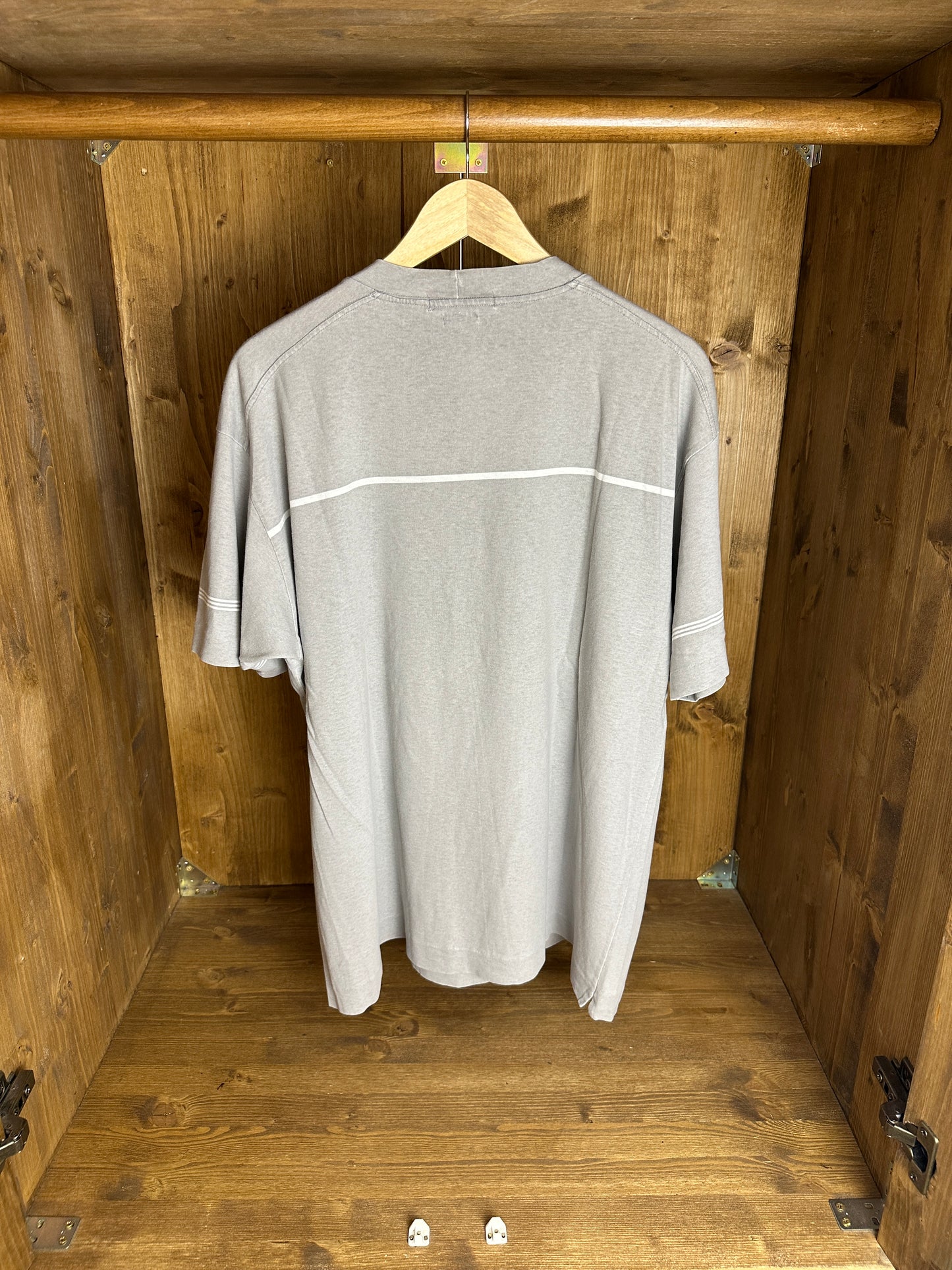 SS97 MINI COMPASS TEE in Ligth Grey