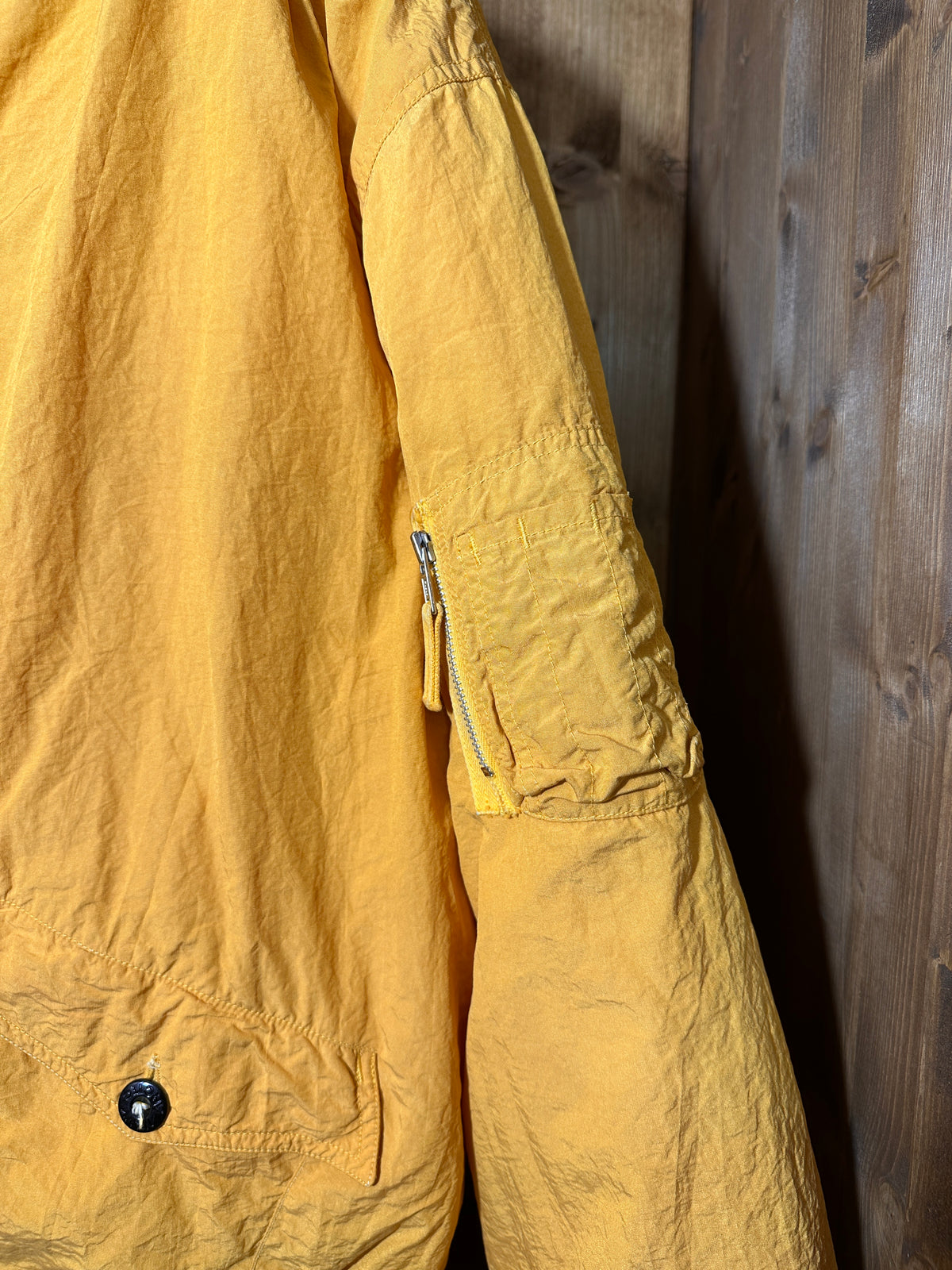 AW87/88 BONEVILLE NAVY ARCTIC FLIGHT BOMBER in Dahlia Yellow