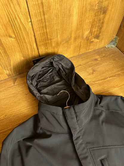 AW16 SOFT SHELL-R in Deep Black