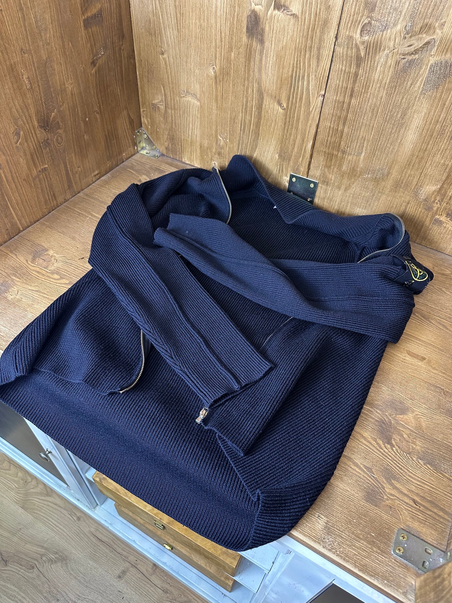 AW00s ZIP CARDIGAN in Night Blue