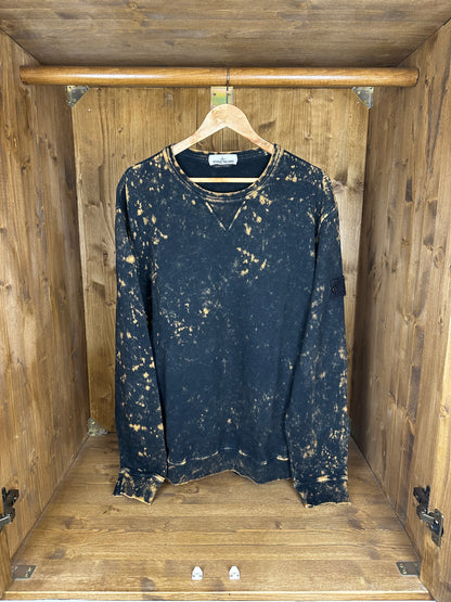 SS22 OFF-DYE CREWNECK in Black