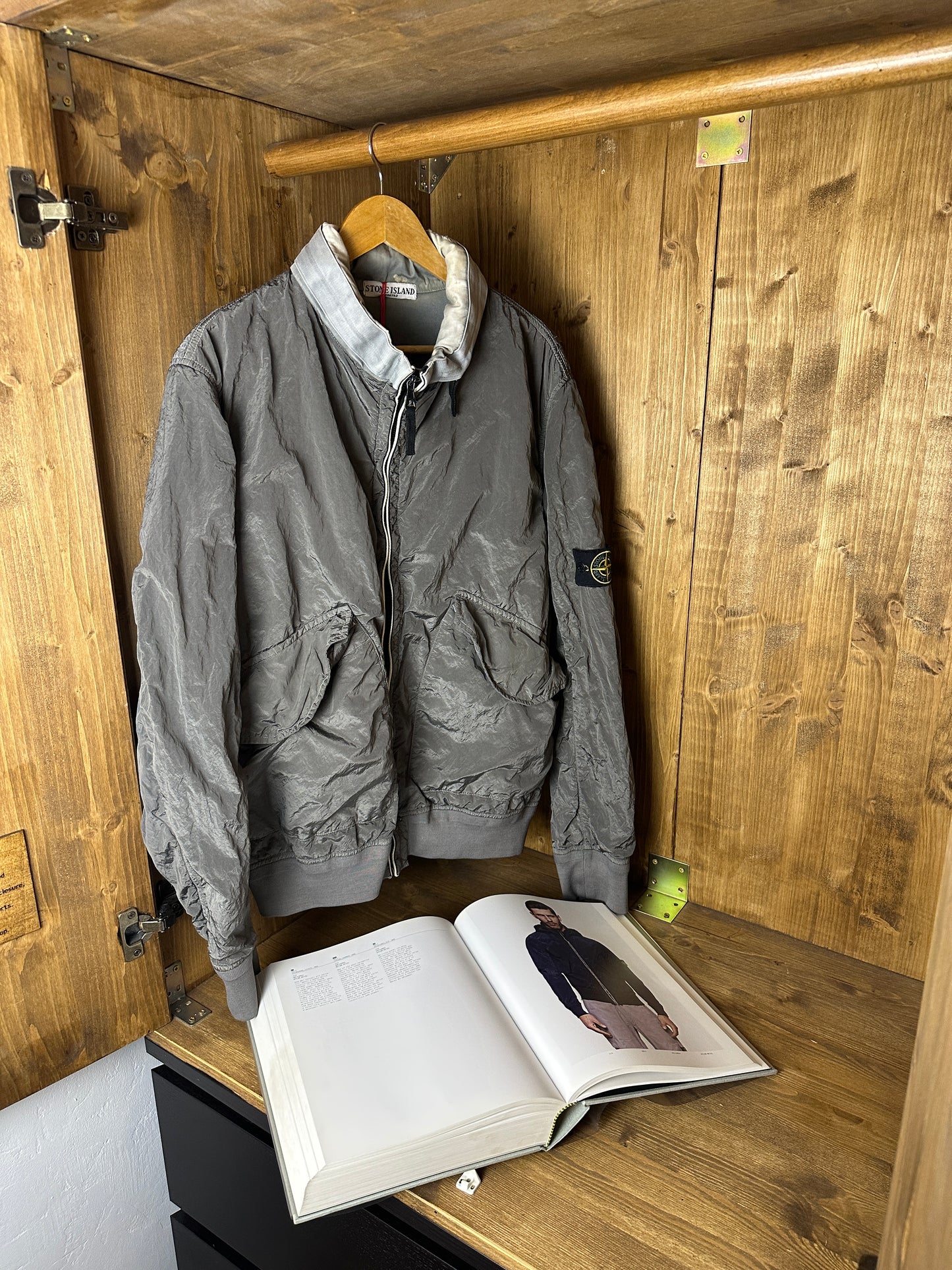 SS07 NYLON METAL in Pearl dark Grey