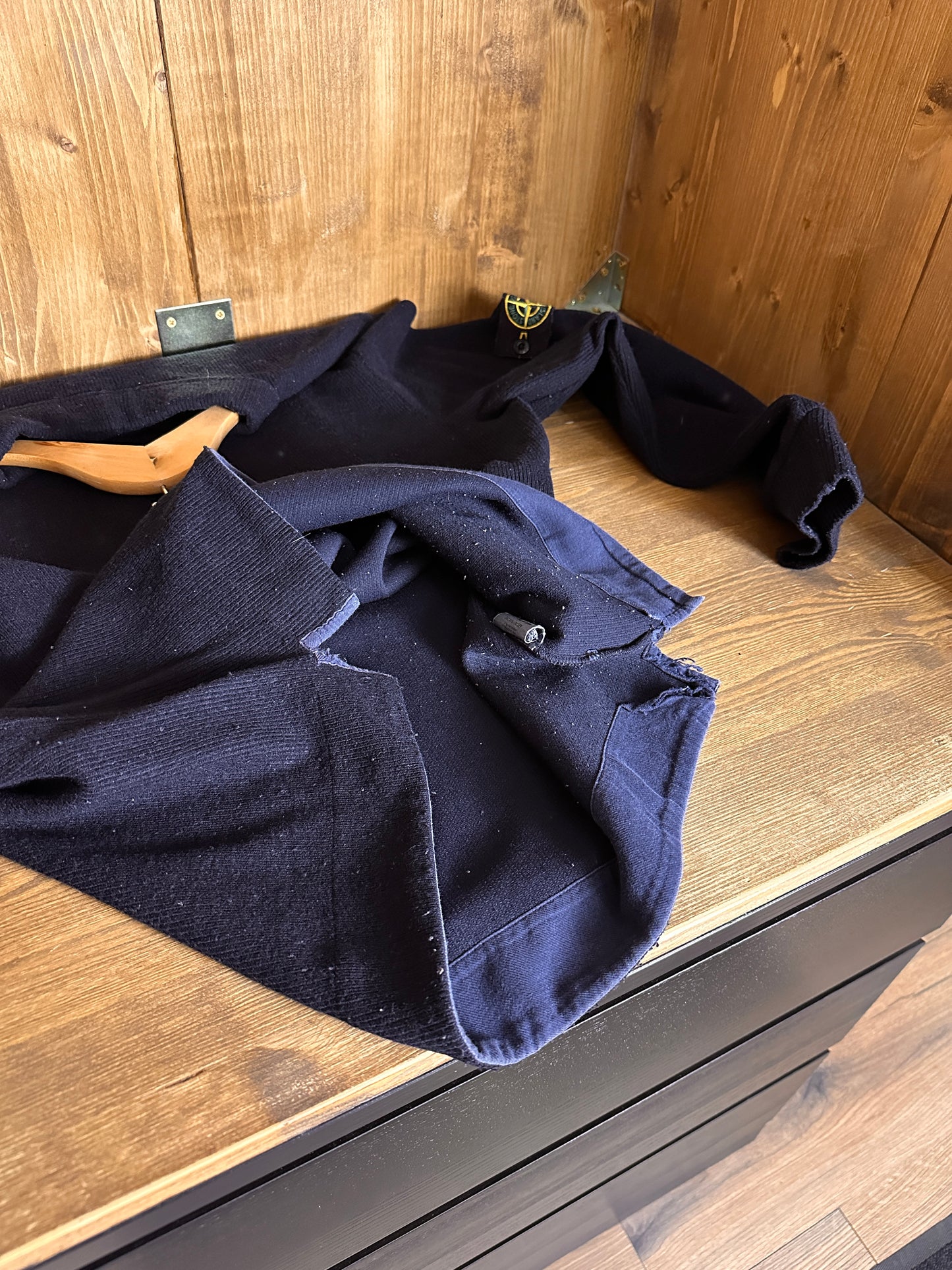 AW01 WOOL/POLYAMIDE JUMPER in Dark Blue