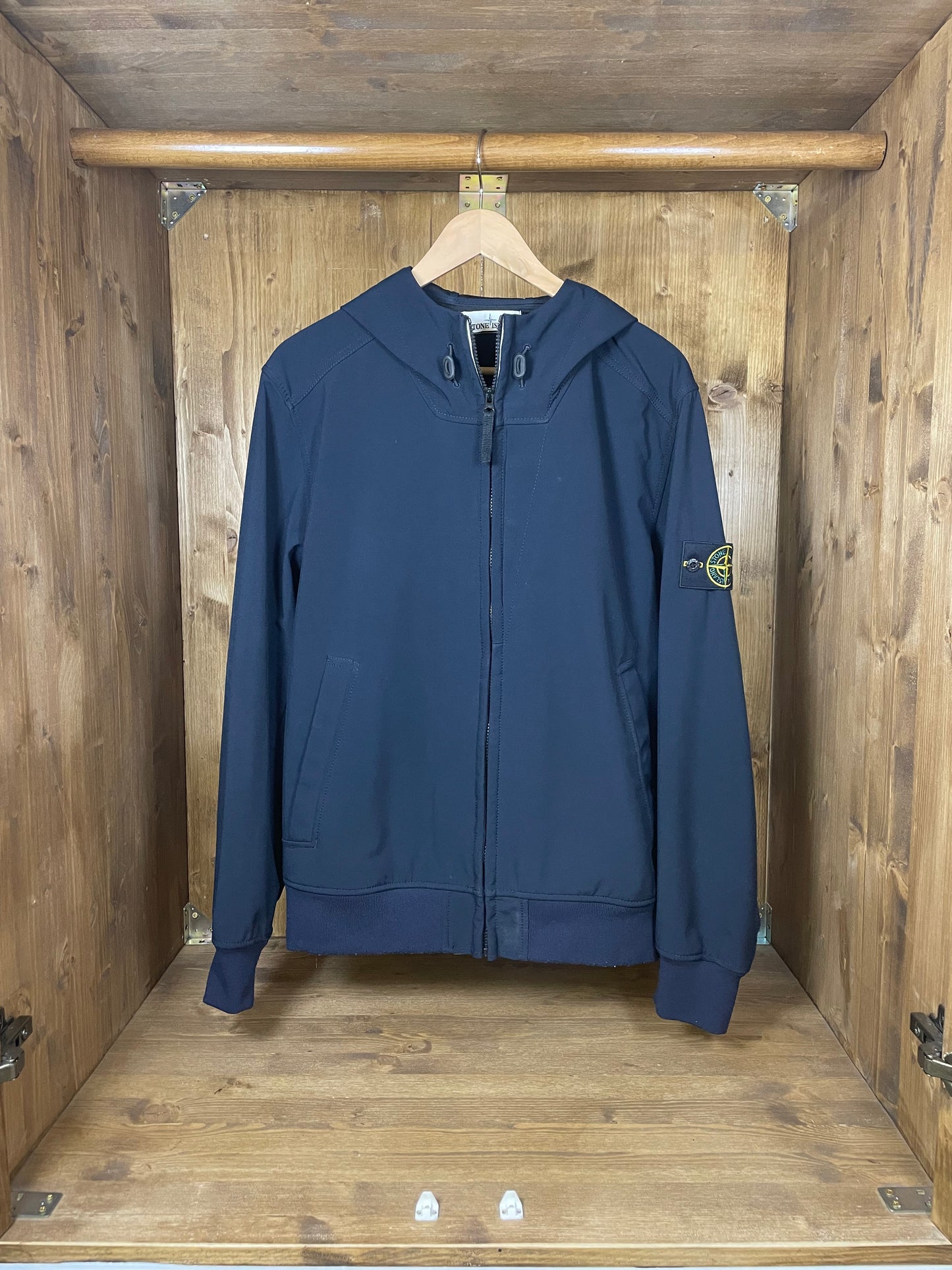 Ligh soft shell R blue