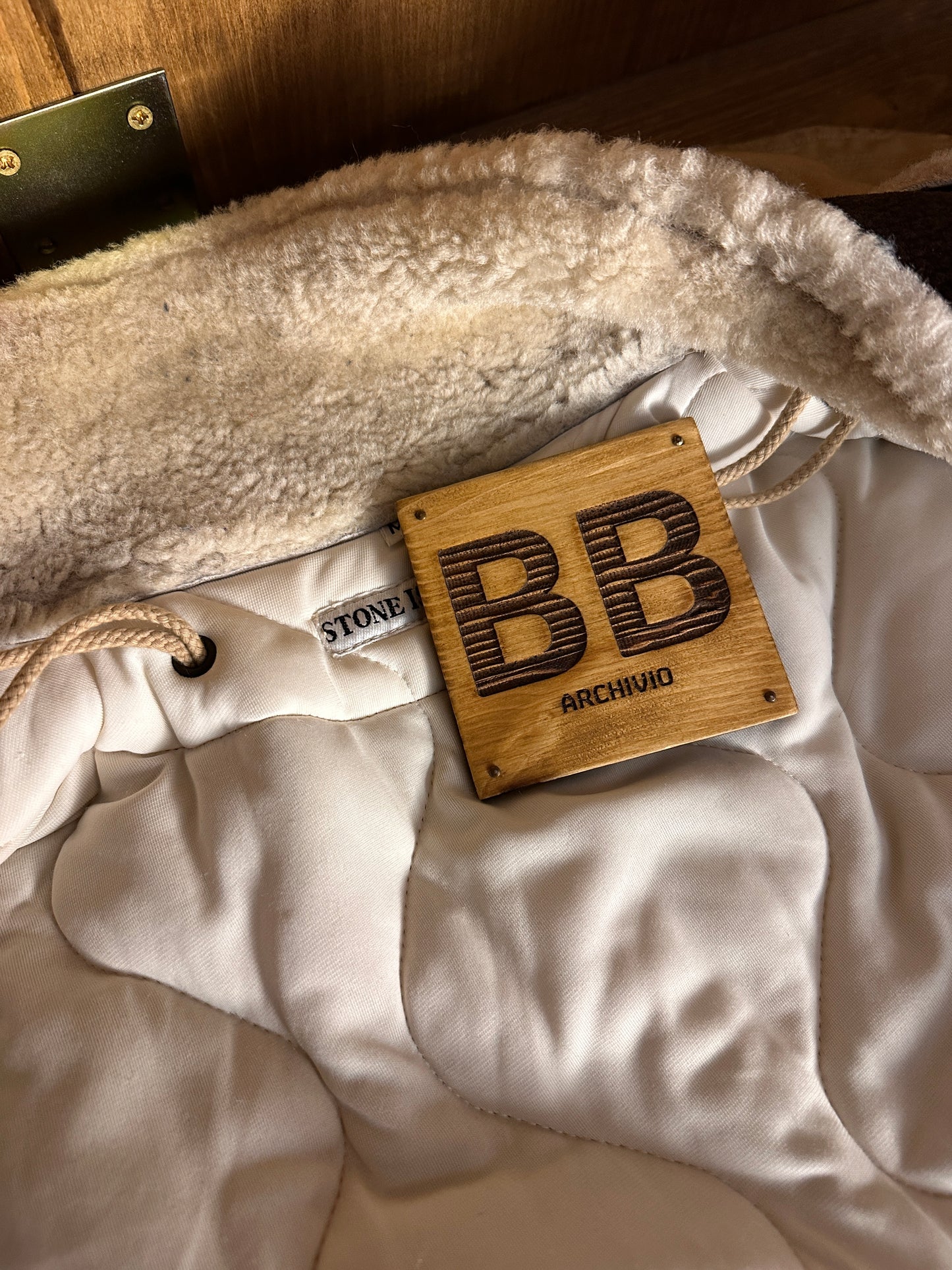 AW88 RASO GOMMATO DOUBLE BREASTED SHEEPSKIN LINER JACKET in Beige