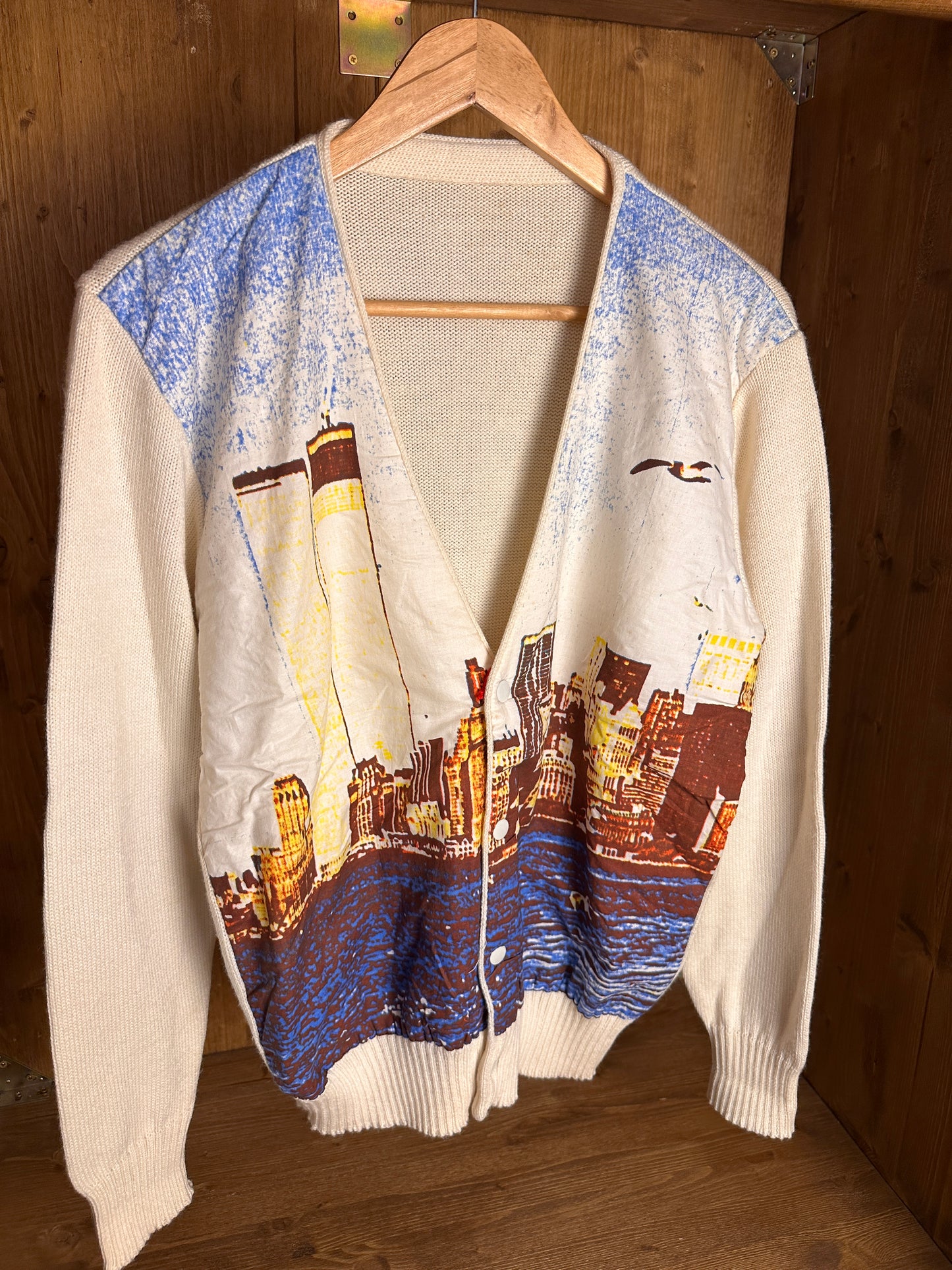 AW80s “NYC view print” WOOL CARDIGAN in White