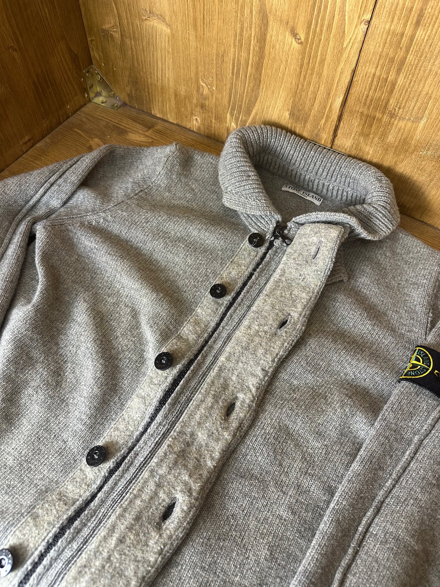 AW08 WOOL CARDIGAN in Slate Grey