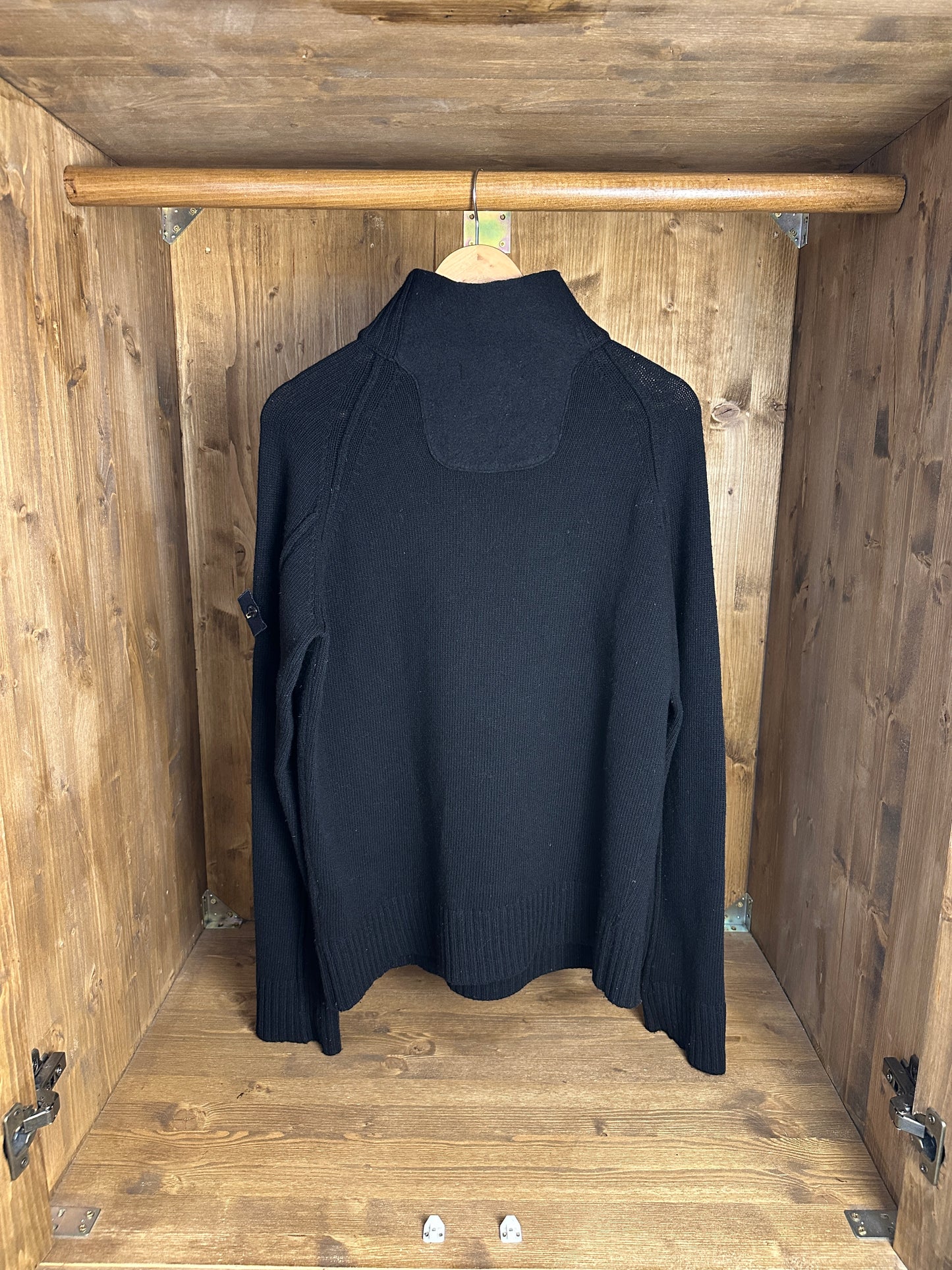 AW06 WOOL 1/4 ZIP JUMPER in Black