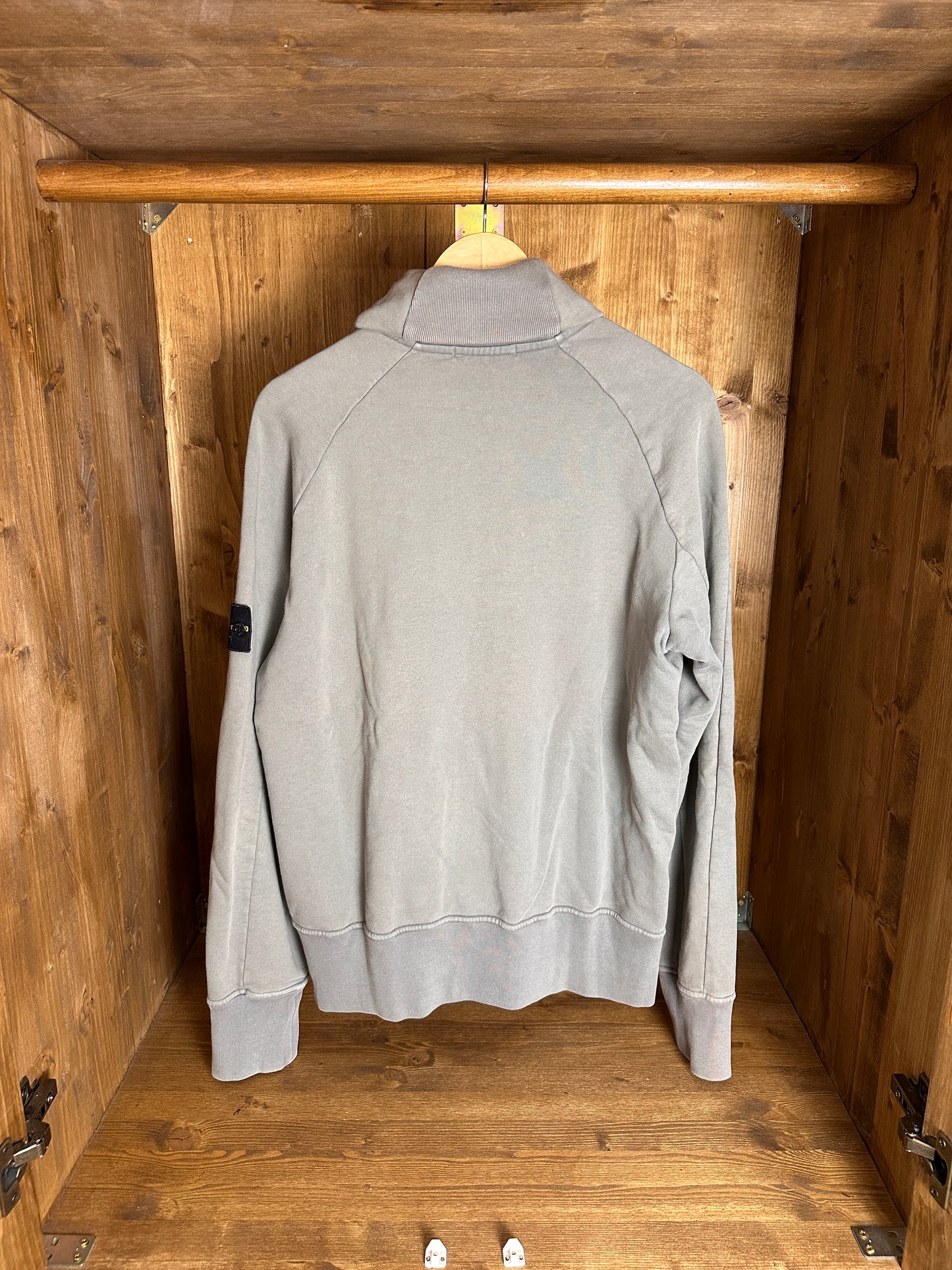 AW10 ZIPPED CREWNECK in Grey Beige