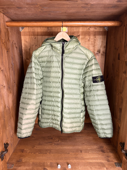 SS23 LOOM WOVEN DOWN CHAMBERS R-NYLON DOWN-TC in Olive Green