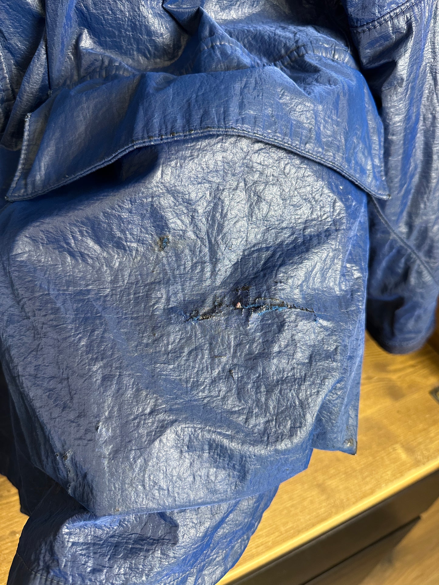 AW01/02 DOUBLE MESH in Ocean Blue