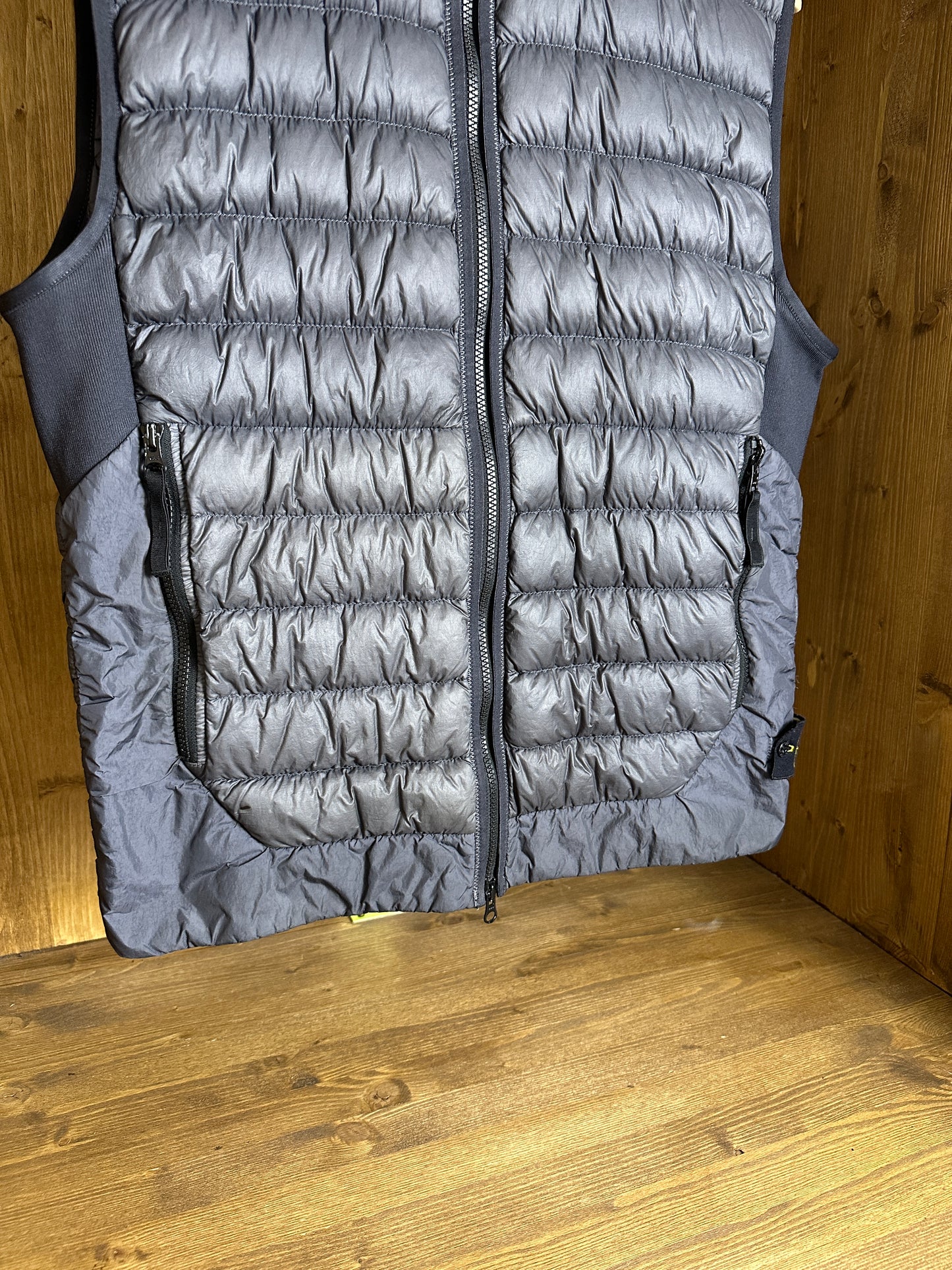 AW17 GARMENT DYED MICRO YARN DOWN in Grey