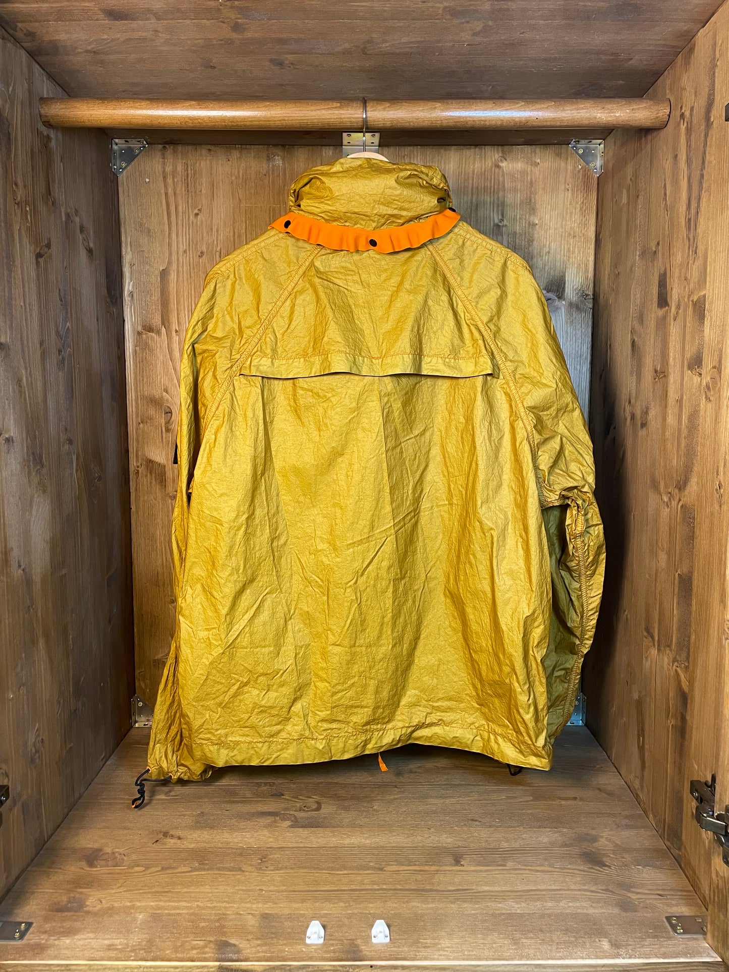 2004 Parachute jacket gold