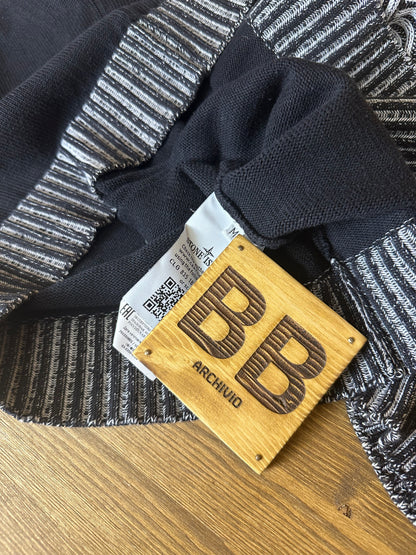 SS19 EMBROIDERED COMPASS JUMPER in Black & White