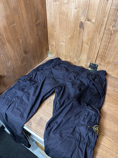 BLACK NYLON LIGHT CARGO