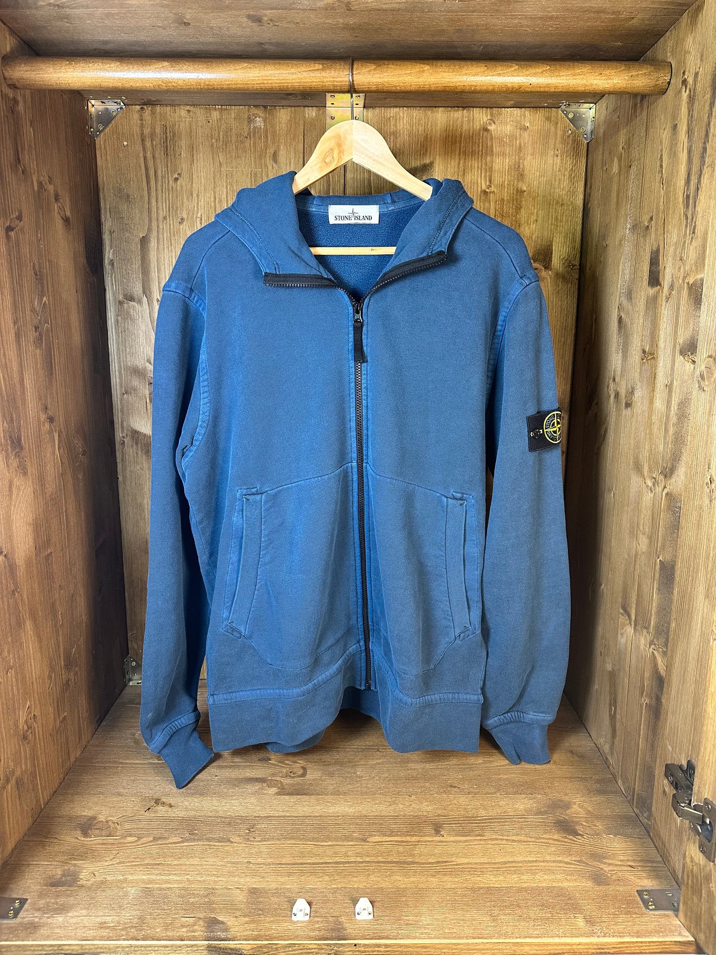 ACID WASH ZIPPED HOODIE