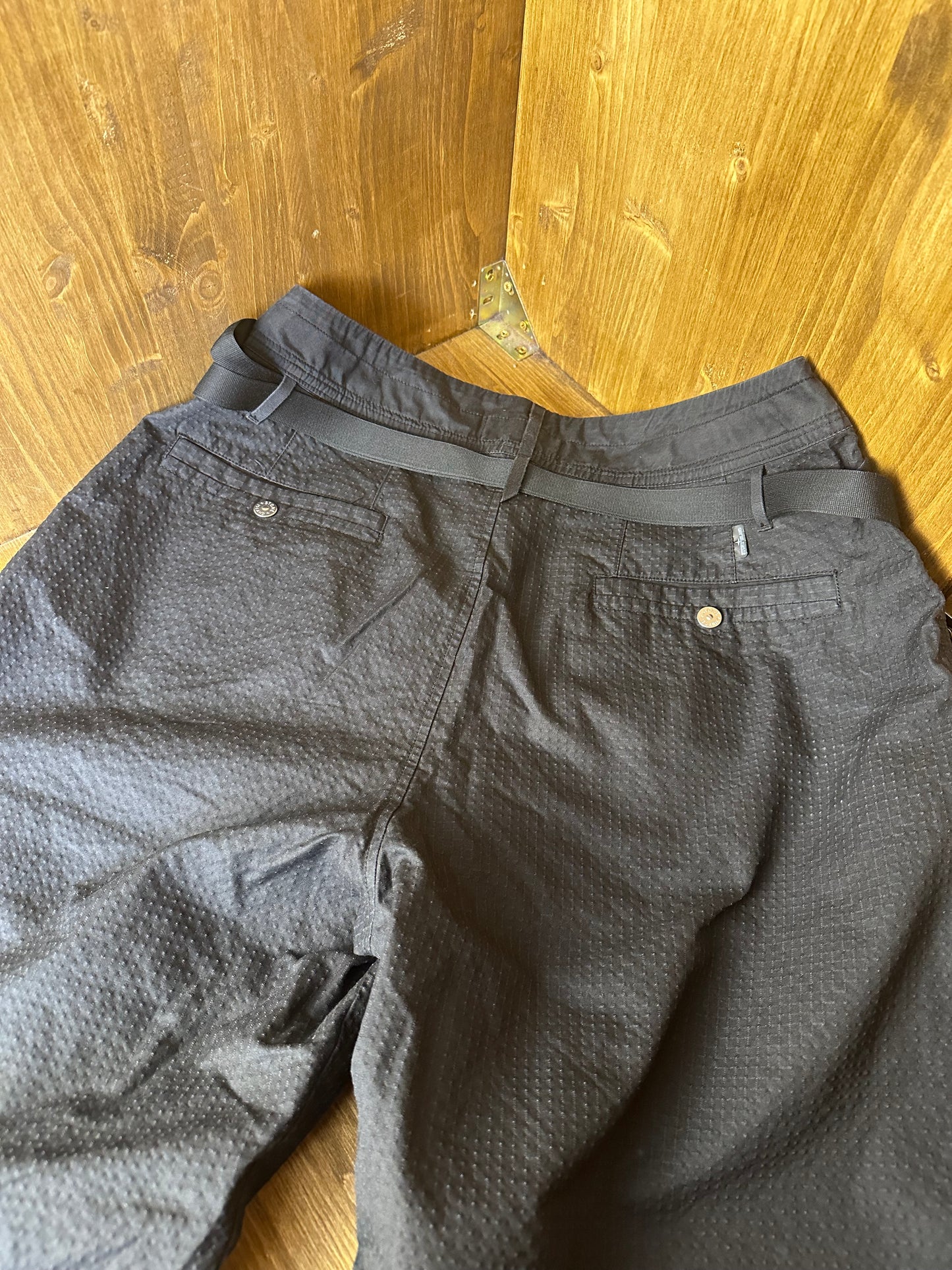 SS23 SHADOW PROJECT SHORTS in Black