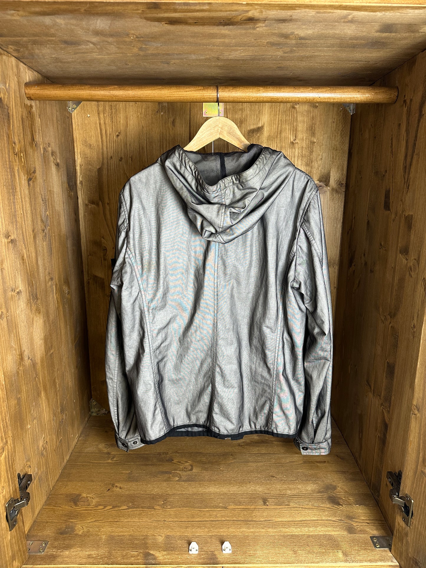 SS09 TYVEK SHIELD in Mouse Grey