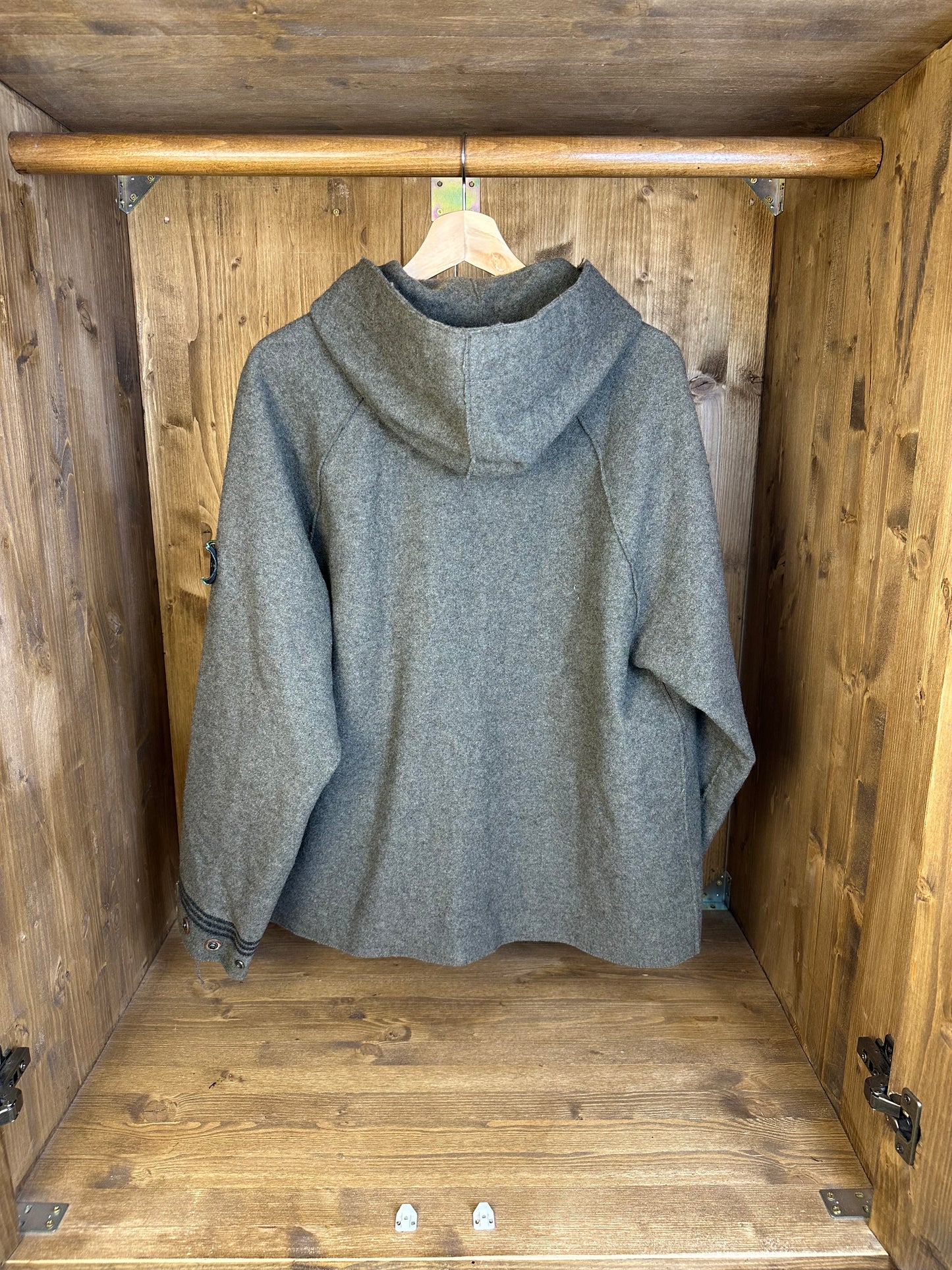 AW92 RAW CUT WOOL JACKET in Antracite Grey