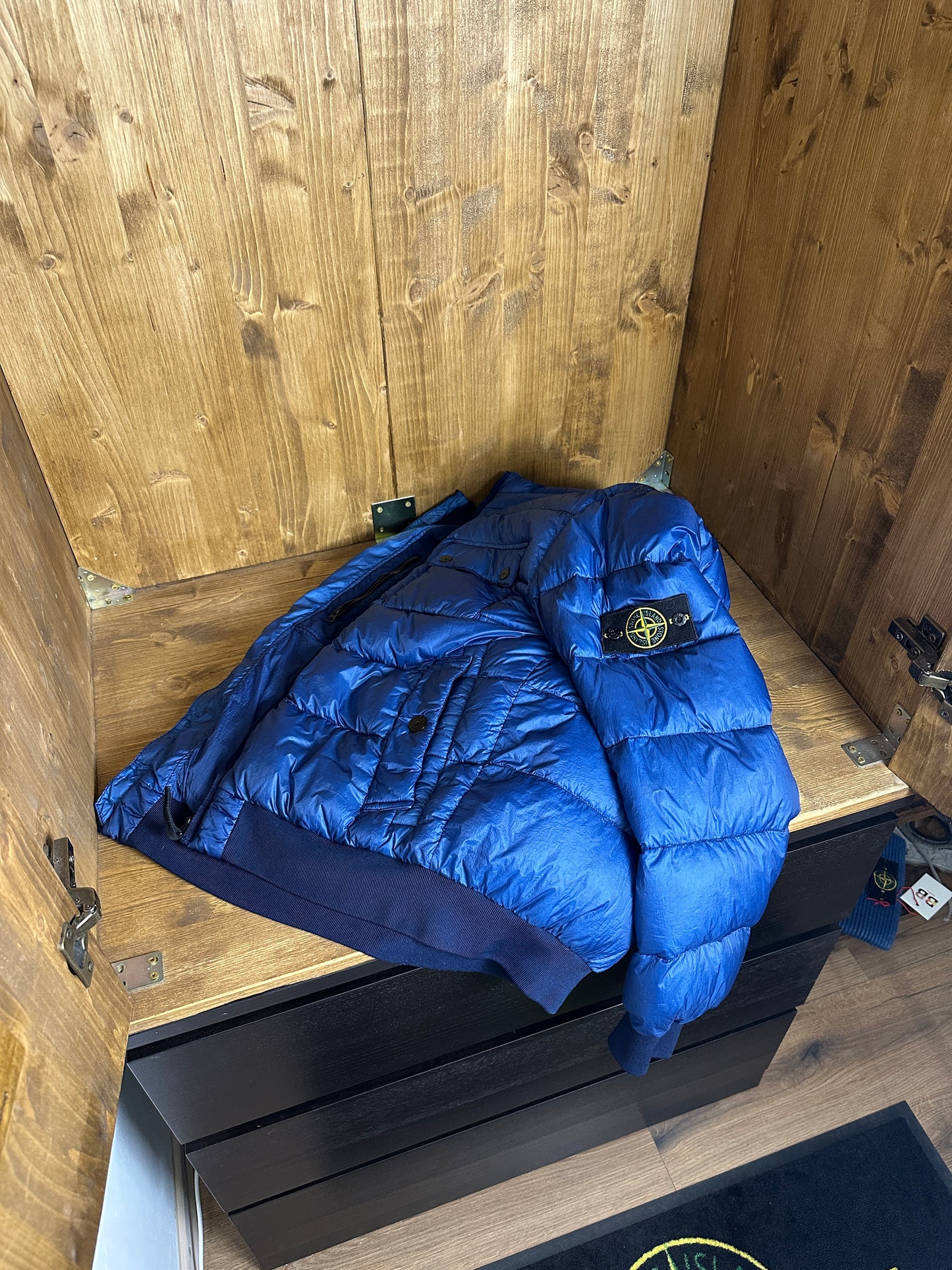 AW13 GARMENT_DYED DOWN_26 GR X SQM_N in Sapphire Blue