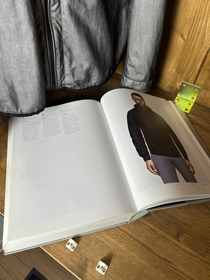 SS09 TYVEK SHIELD in Mouse Grey