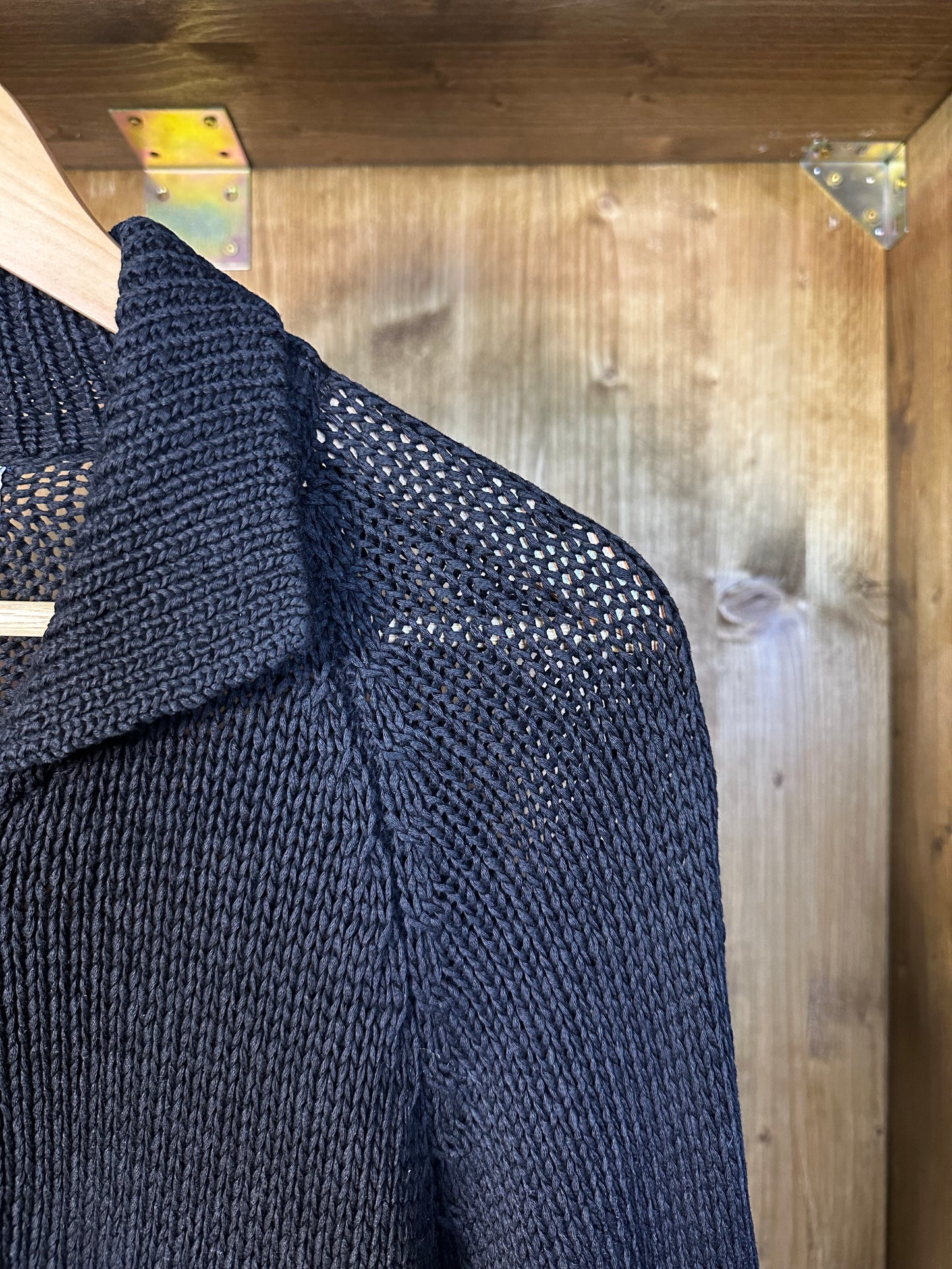 90s BLACK CROCHET ZIPPED SWEATER